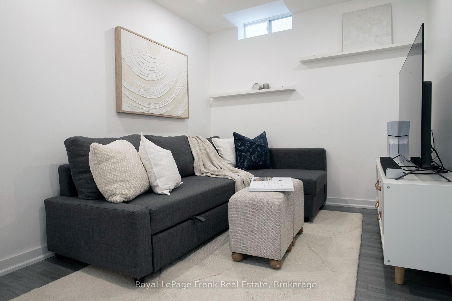 Photo 42 of 37 Angus Drive, Ajax, Central — HOMEH