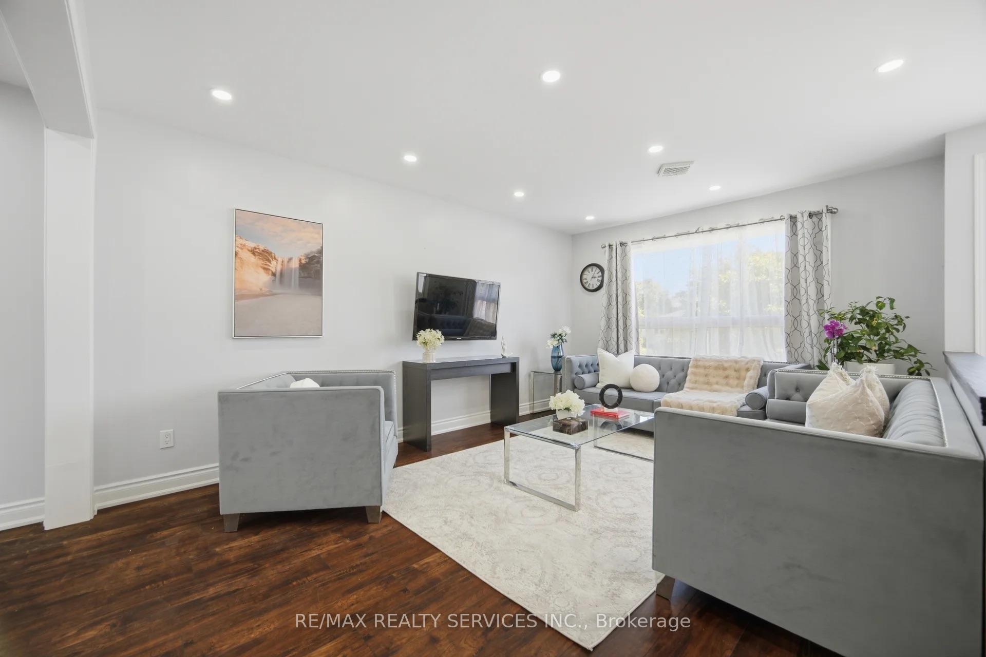 Photo 9 of 607 Woodward Avenue, Milton, Dorset Park — HOMEH