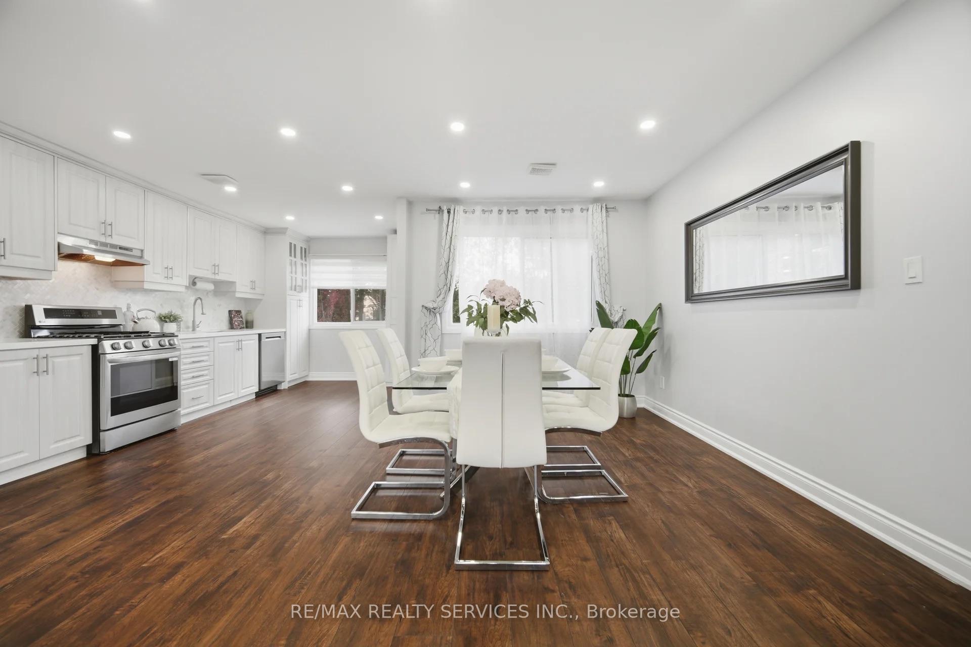 Photo 11 of 607 Woodward Avenue, Milton, Dorset Park — HOMEH