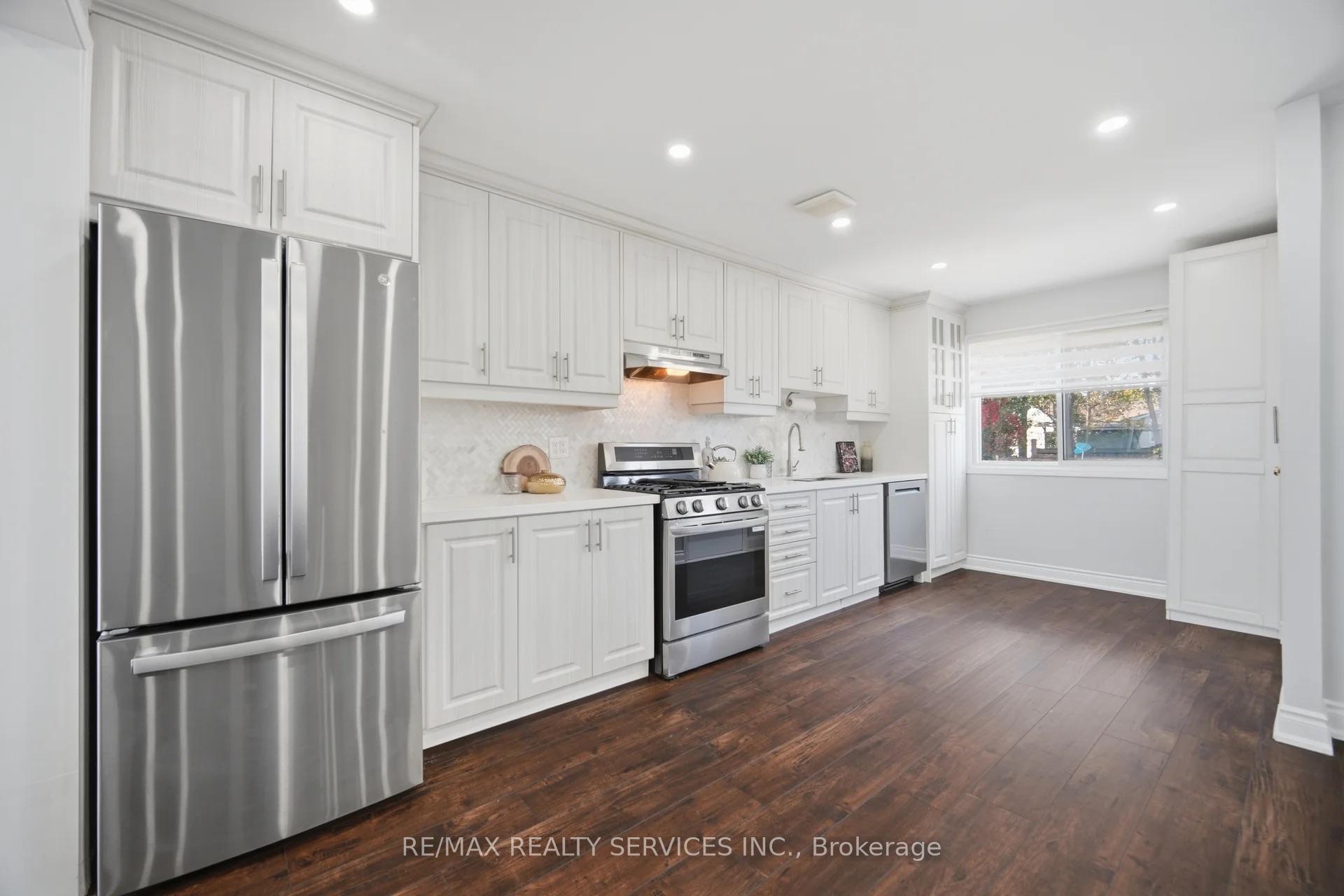 Photo 14 of 607 Woodward Avenue, Milton, Dorset Park — HOMEH