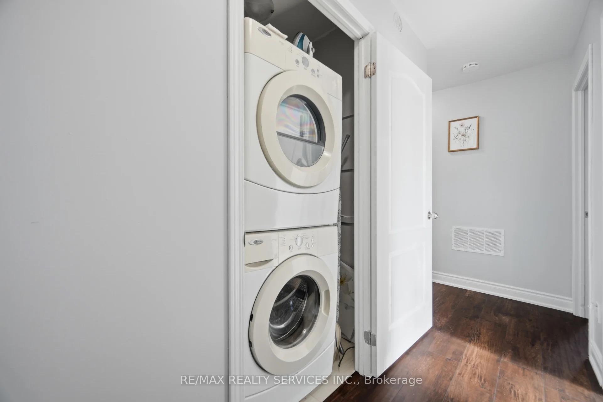 Photo 32 of 607 Woodward Avenue, Milton, Dorset Park — HOMEH