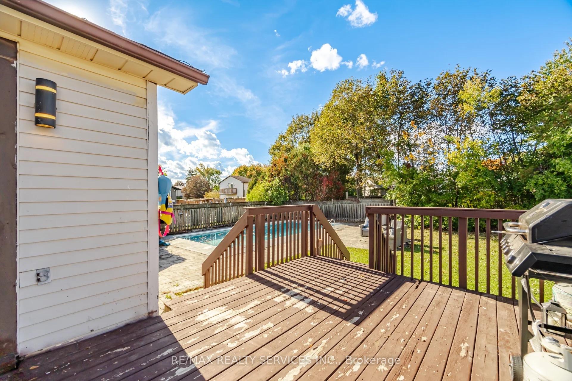Photo 44 of 607 Woodward Avenue, Milton, Dorset Park — HOMEH
