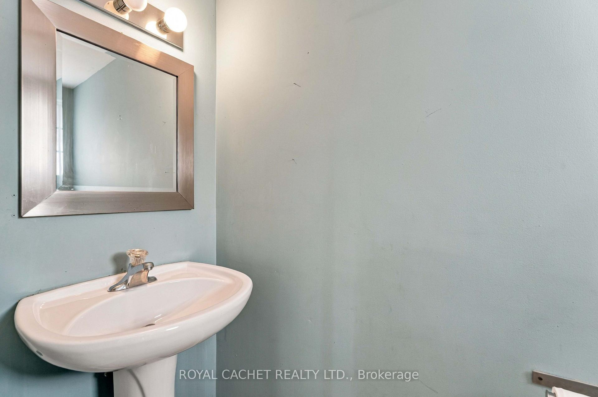 Photo 22 of Unit 44, 39 Pinewoods Drive, Hamilton, Stoney Creek Mountain — HOMEH