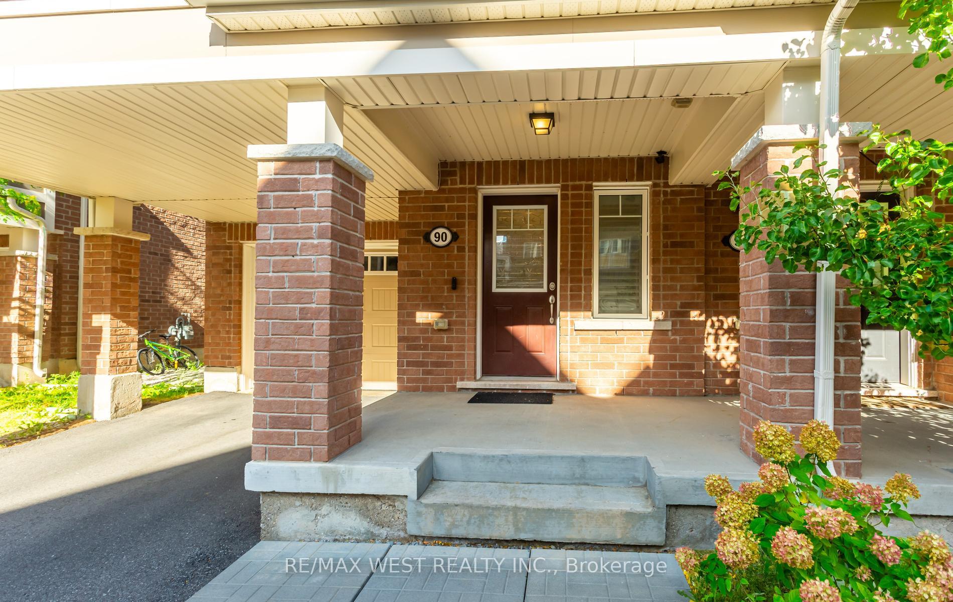 Photo 4 of Unit 90, 1000 Asleton Boulevard, Milton, Willmott — HOMEH
