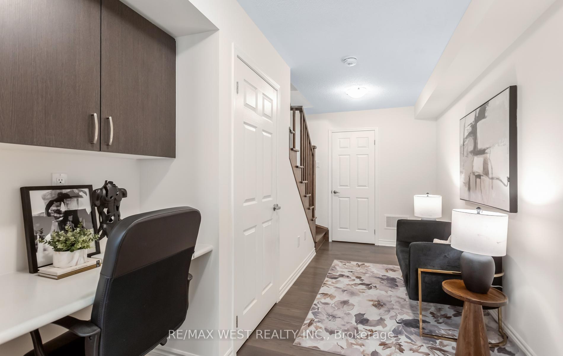 Photo 9 of Unit 90, 1000 Asleton Boulevard, Milton, Willmott — HOMEH