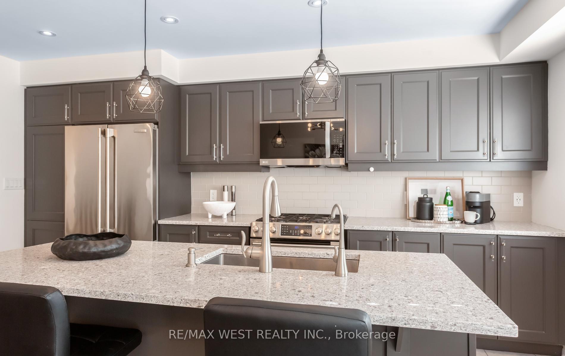 Photo 35 of Unit 90, 1000 Asleton Boulevard, Milton, Willmott — HOMEH