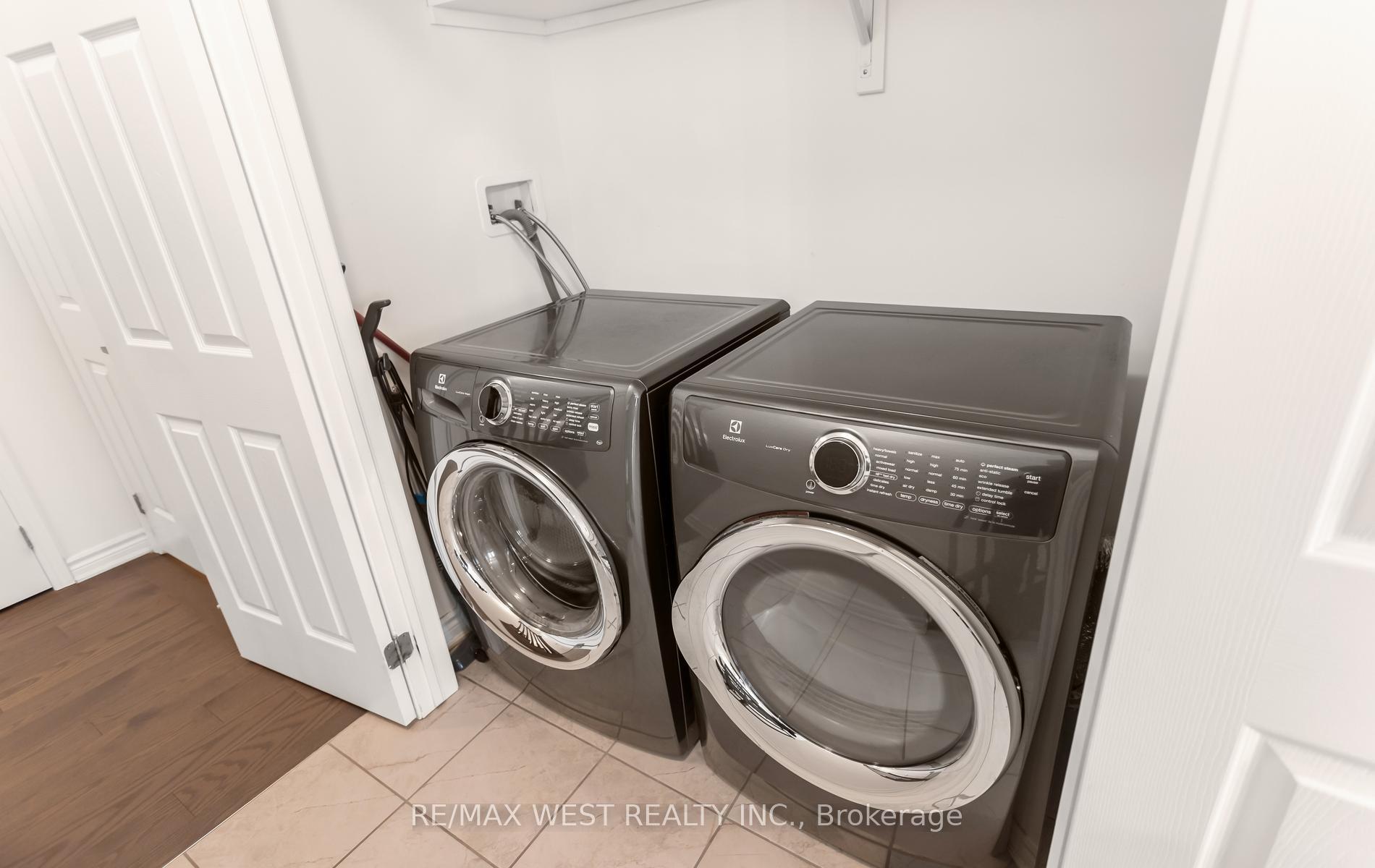 Photo 40 of Unit 90, 1000 Asleton Boulevard, Milton, Willmott — HOMEH
