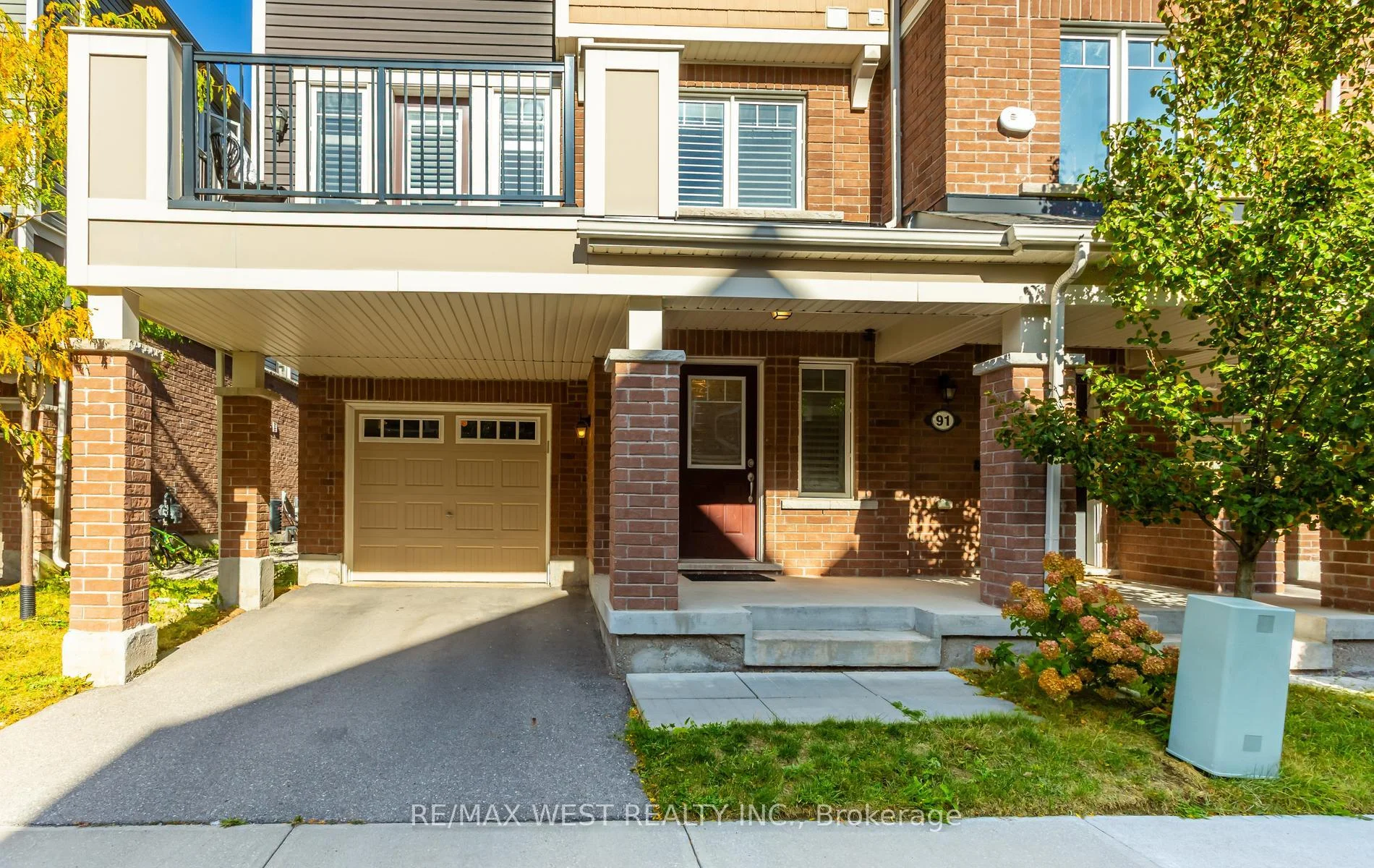 Photo 5 of Unit 90, 1000 Asleton Boulevard, Milton, Willmott — HOMEH