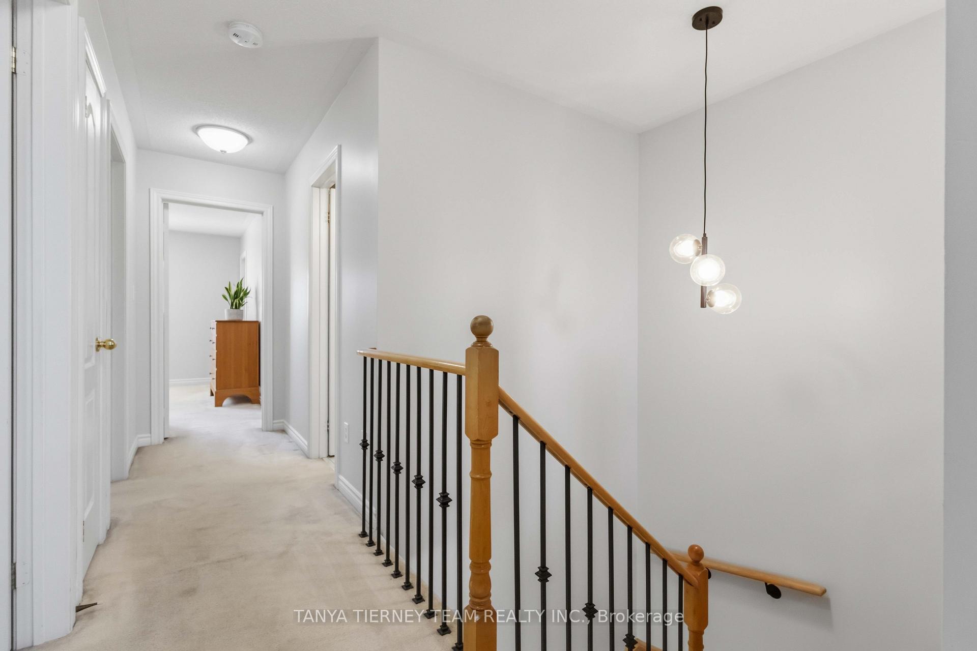 Photo 24 of 28 Castle Green Drive, Whitby, Rolling Acres — HOMEH