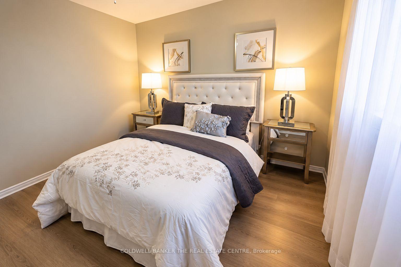 Photo 15 of Unit #Main, 140 Woodpark Place, Newmarket, Huron Heights-Leslie Valley — HOMEH