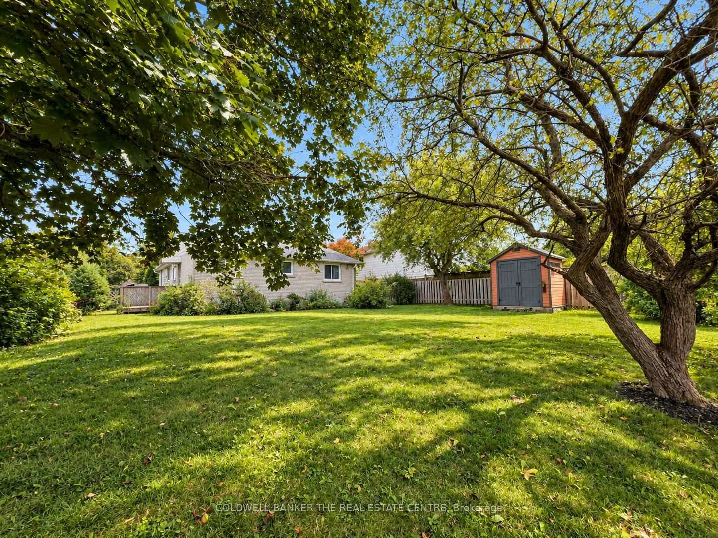 Photo 28 of Unit #Main, 140 Woodpark Place, Newmarket, Huron Heights-Leslie Valley — HOMEH
