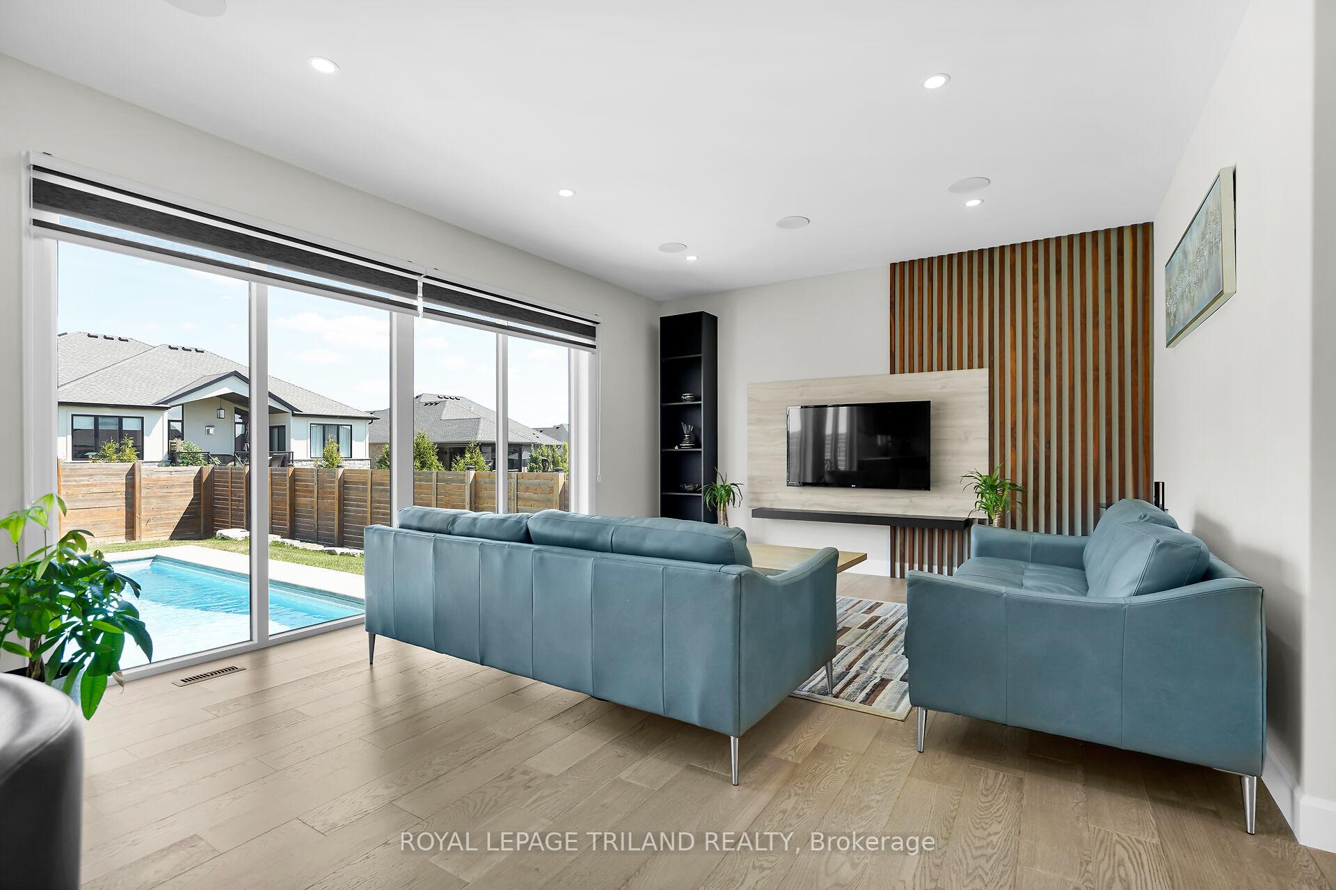 Photo 6 of 62 Crestview Drive, Middlesex Centre, Kilworth — HOMEH