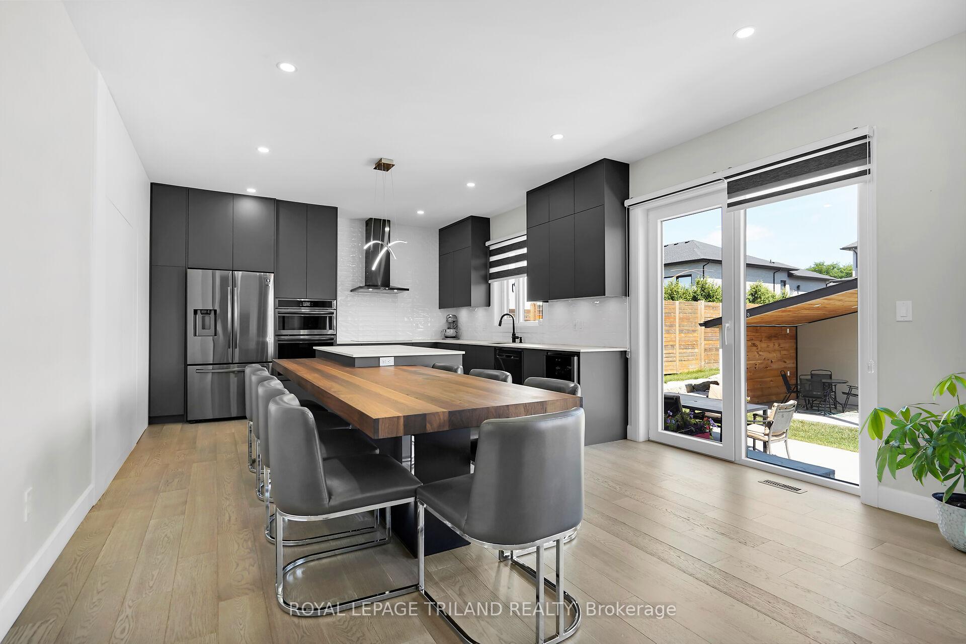 Photo 8 of 62 Crestview Drive, Middlesex Centre, Kilworth — HOMEH
