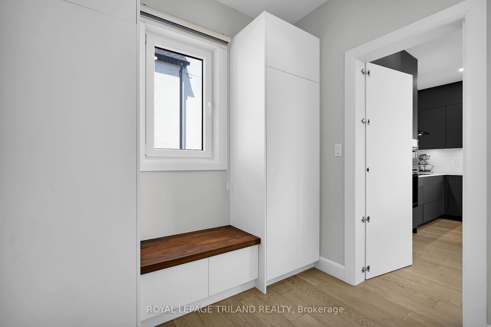 Photo 18 of 62 Crestview Drive, Middlesex Centre, Kilworth — HOMEH
