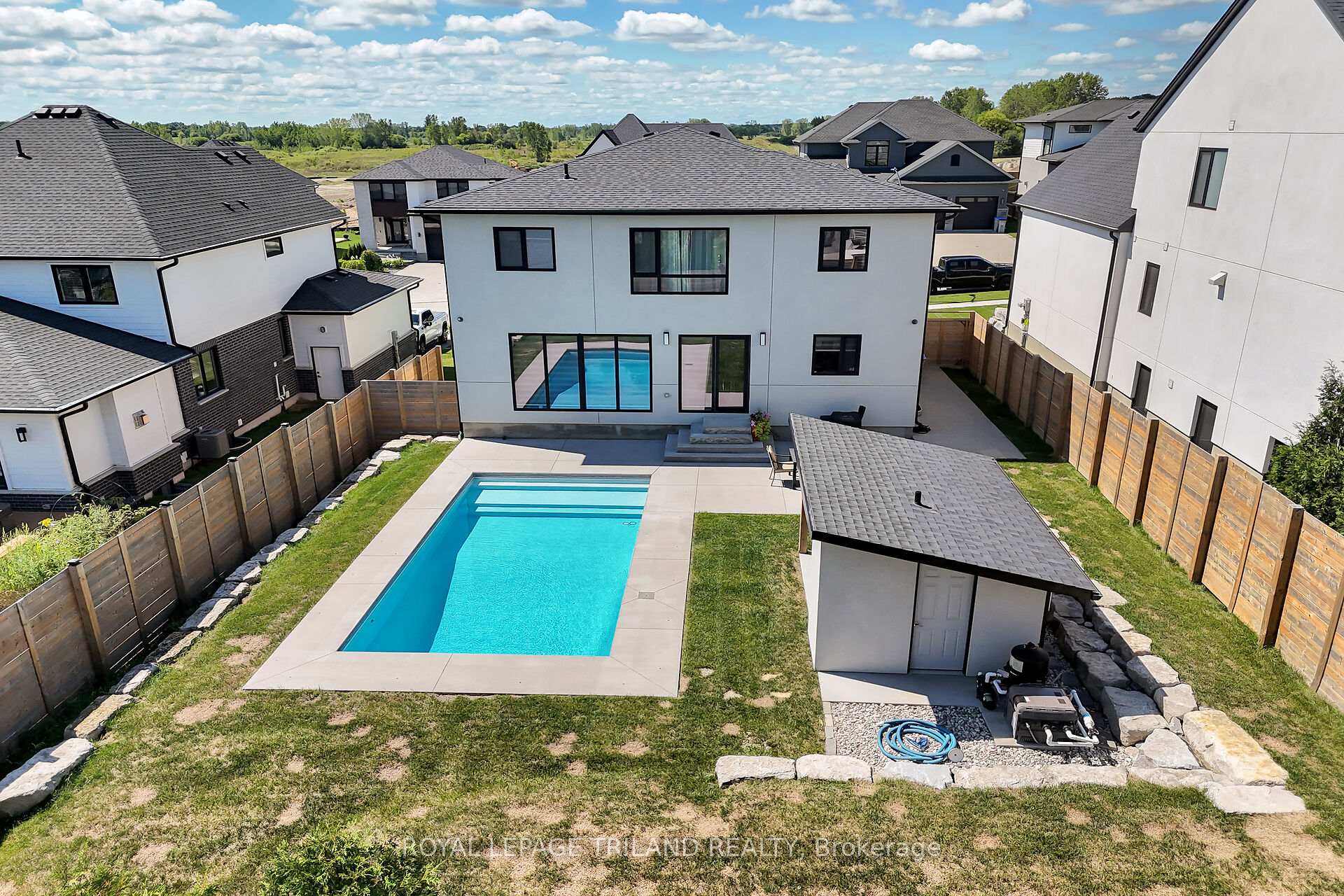 Photo 36 of 62 Crestview Drive, Middlesex Centre, Kilworth — HOMEH