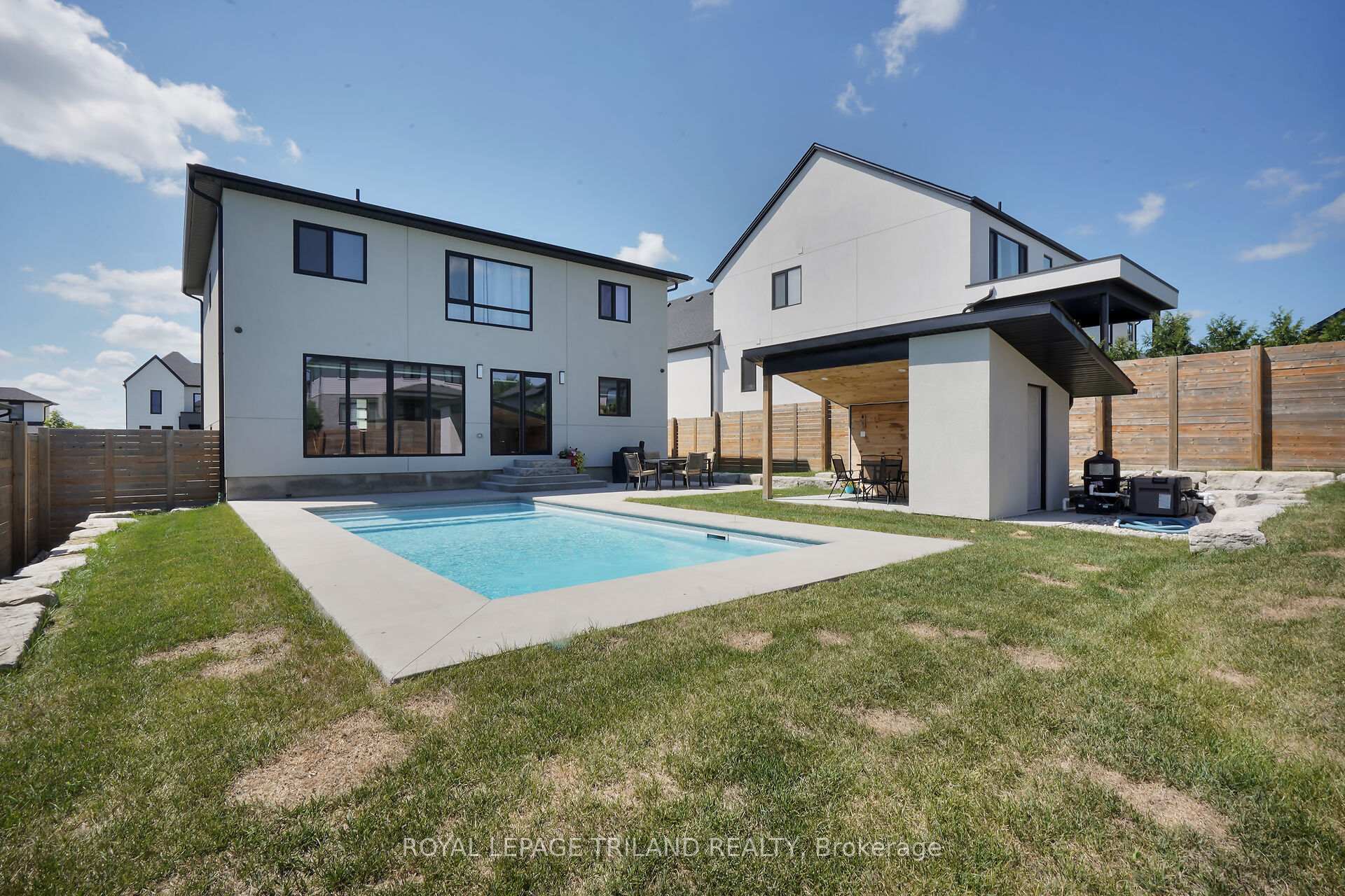 Photo 40 of 62 Crestview Drive, Middlesex Centre, Kilworth — HOMEH