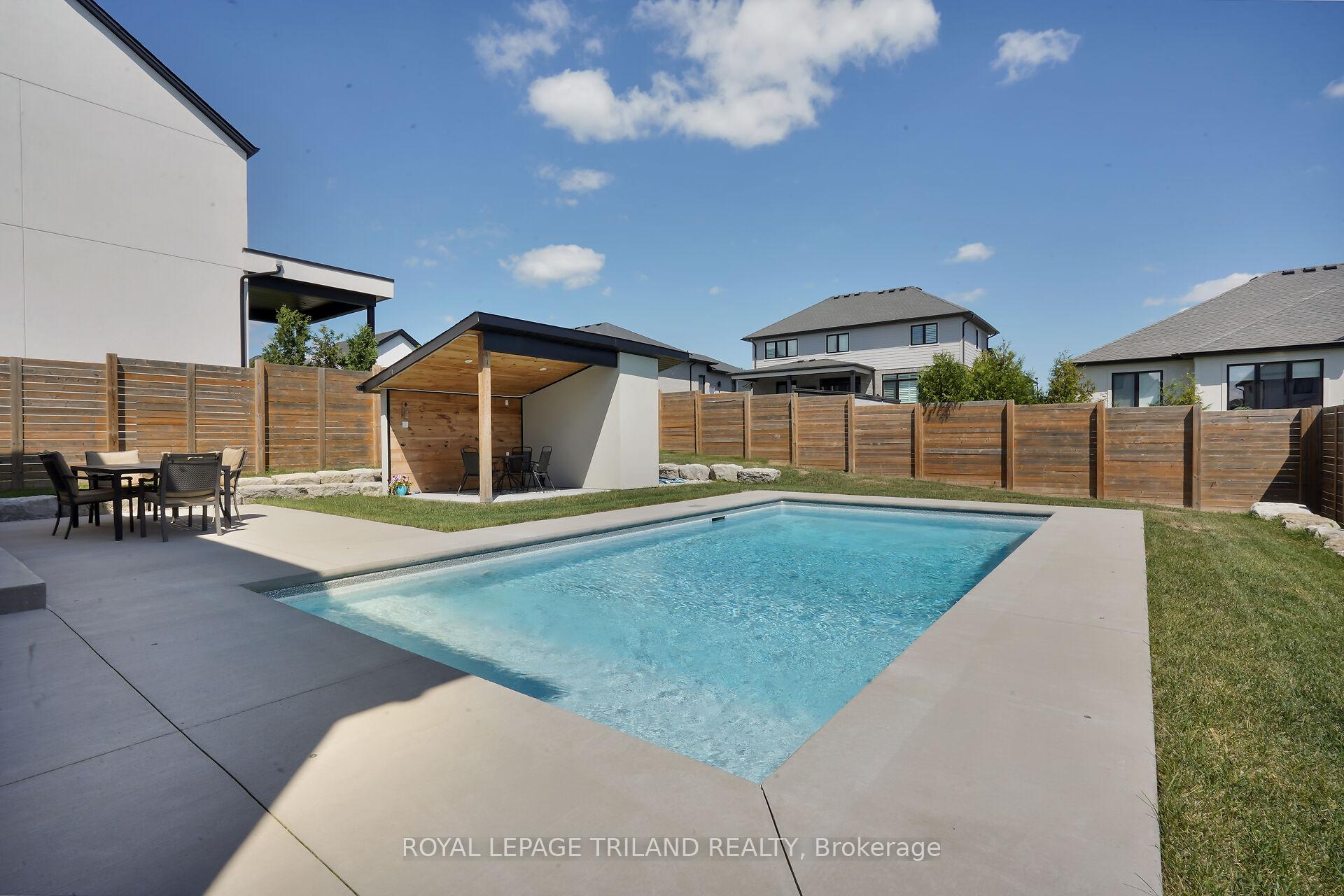 Photo 43 of 62 Crestview Drive, Middlesex Centre, Kilworth — HOMEH