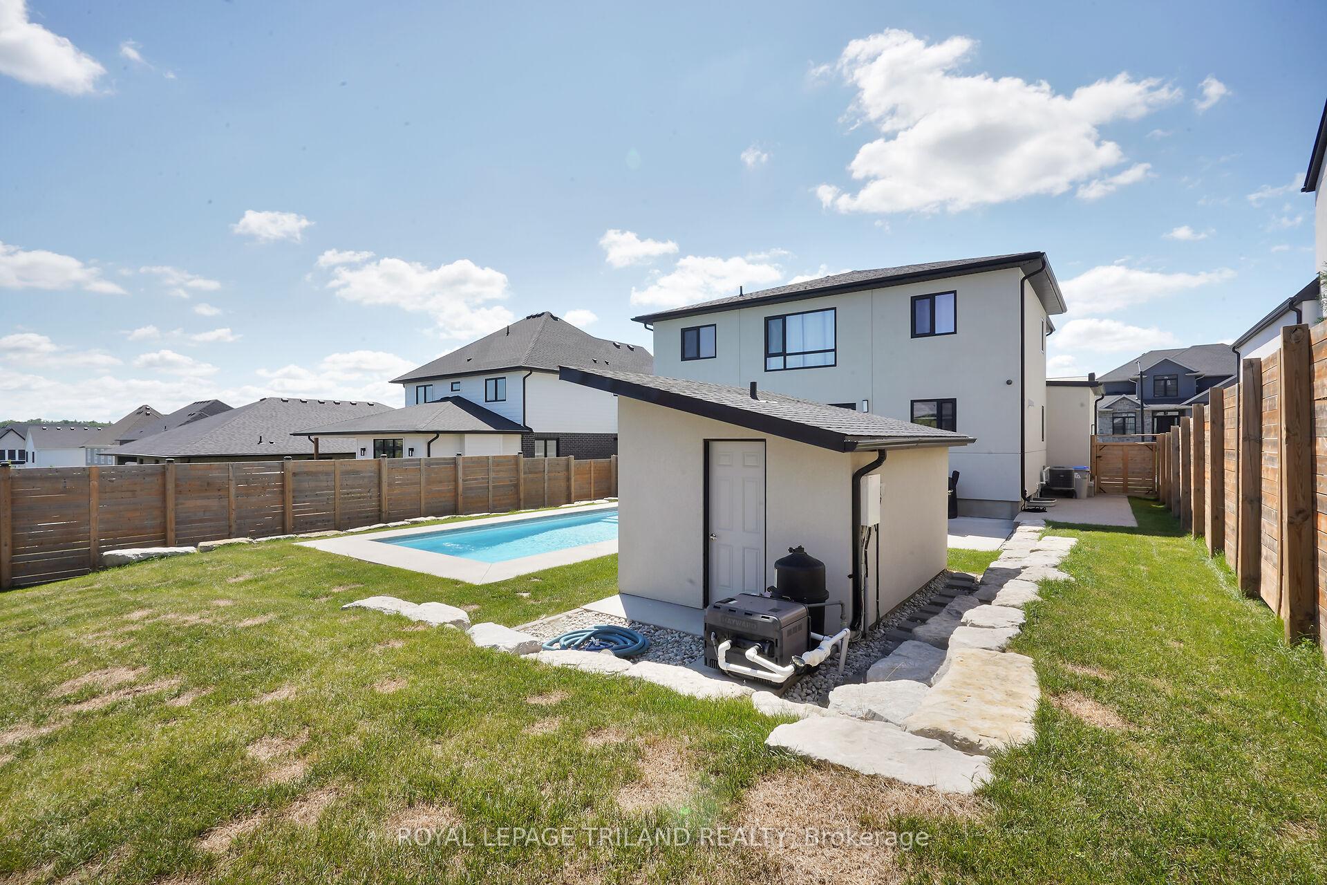 Photo 50 of 62 Crestview Drive, Middlesex Centre, Kilworth — HOMEH