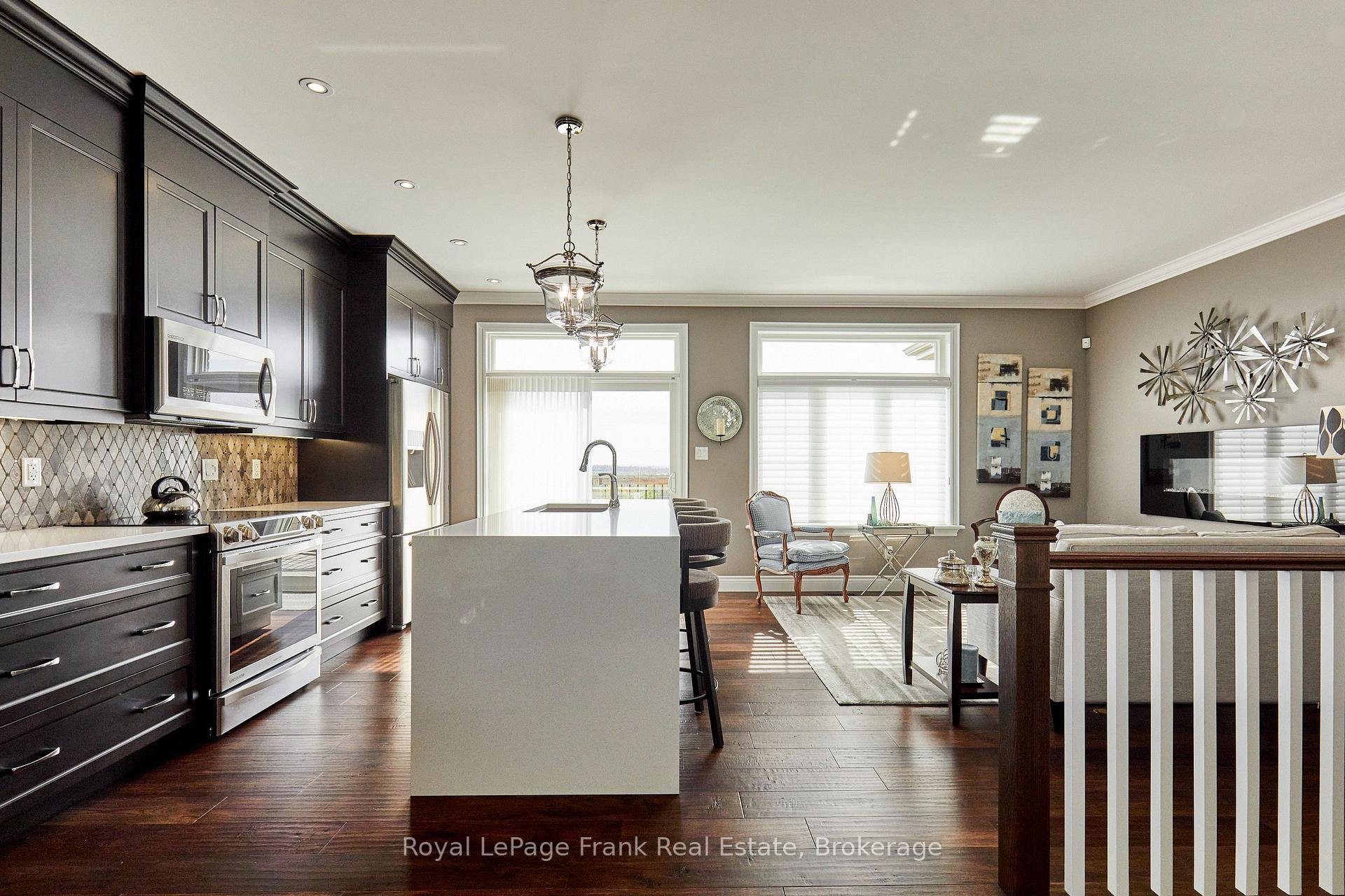 Photo 4 of Unit 183, 301 Carnegie Avenue, Peterborough, Northcrest Ward 5 — HOMEH