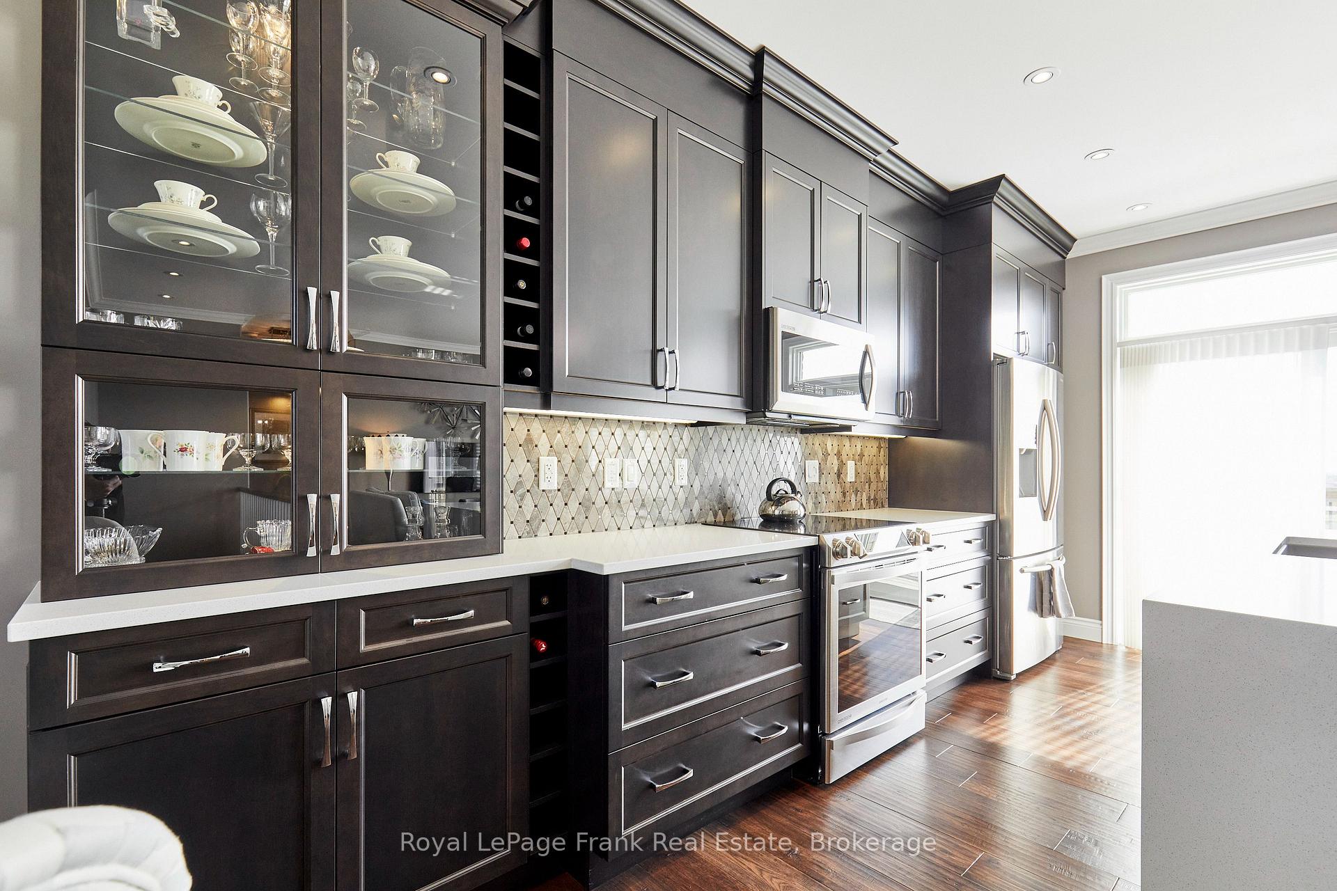 Photo 5 of Unit 183, 301 Carnegie Avenue, Peterborough, Northcrest Ward 5 — HOMEH