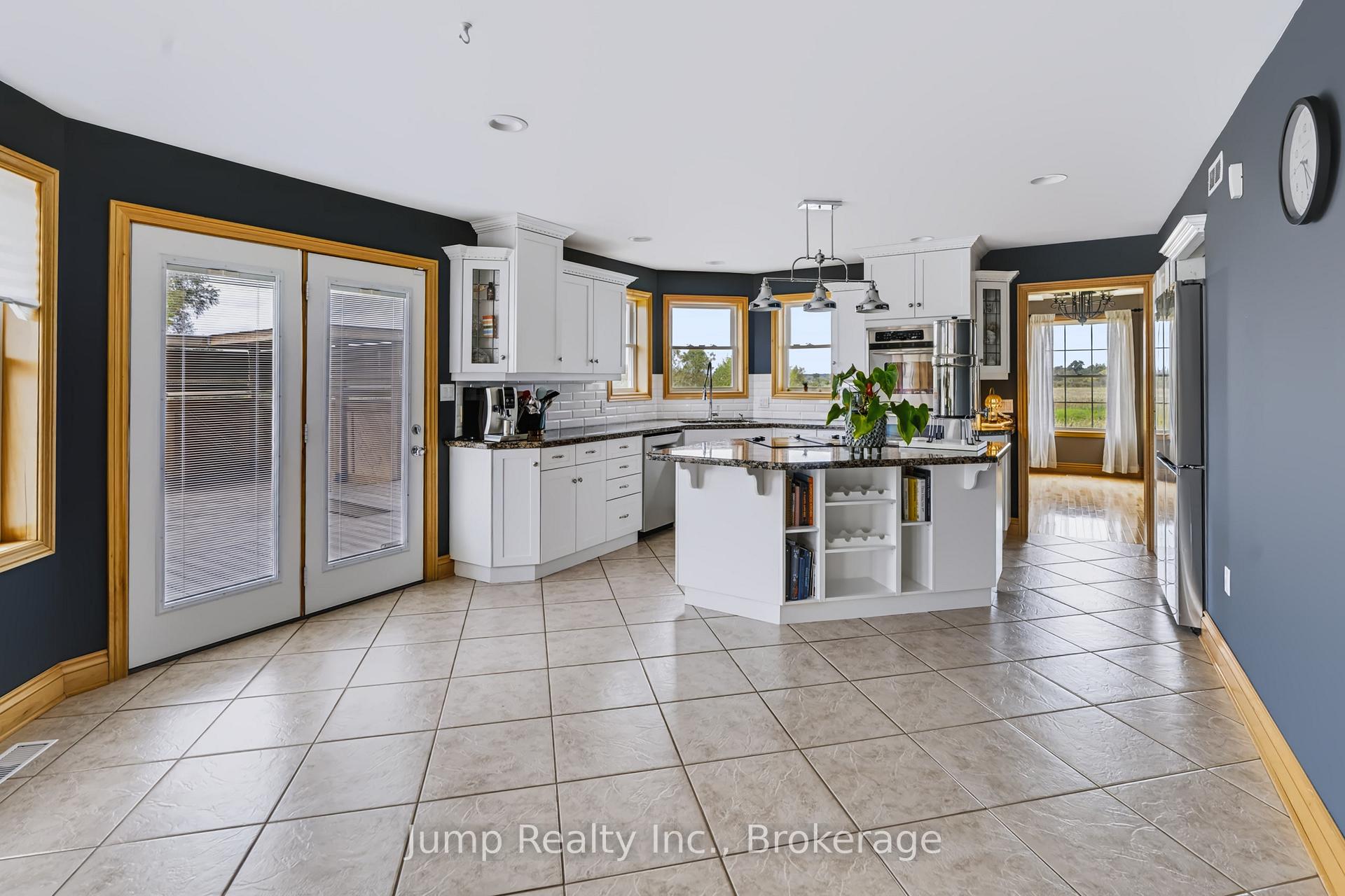 Photo 13 of 1951 Brigden Road, St. Clair — HOMEH