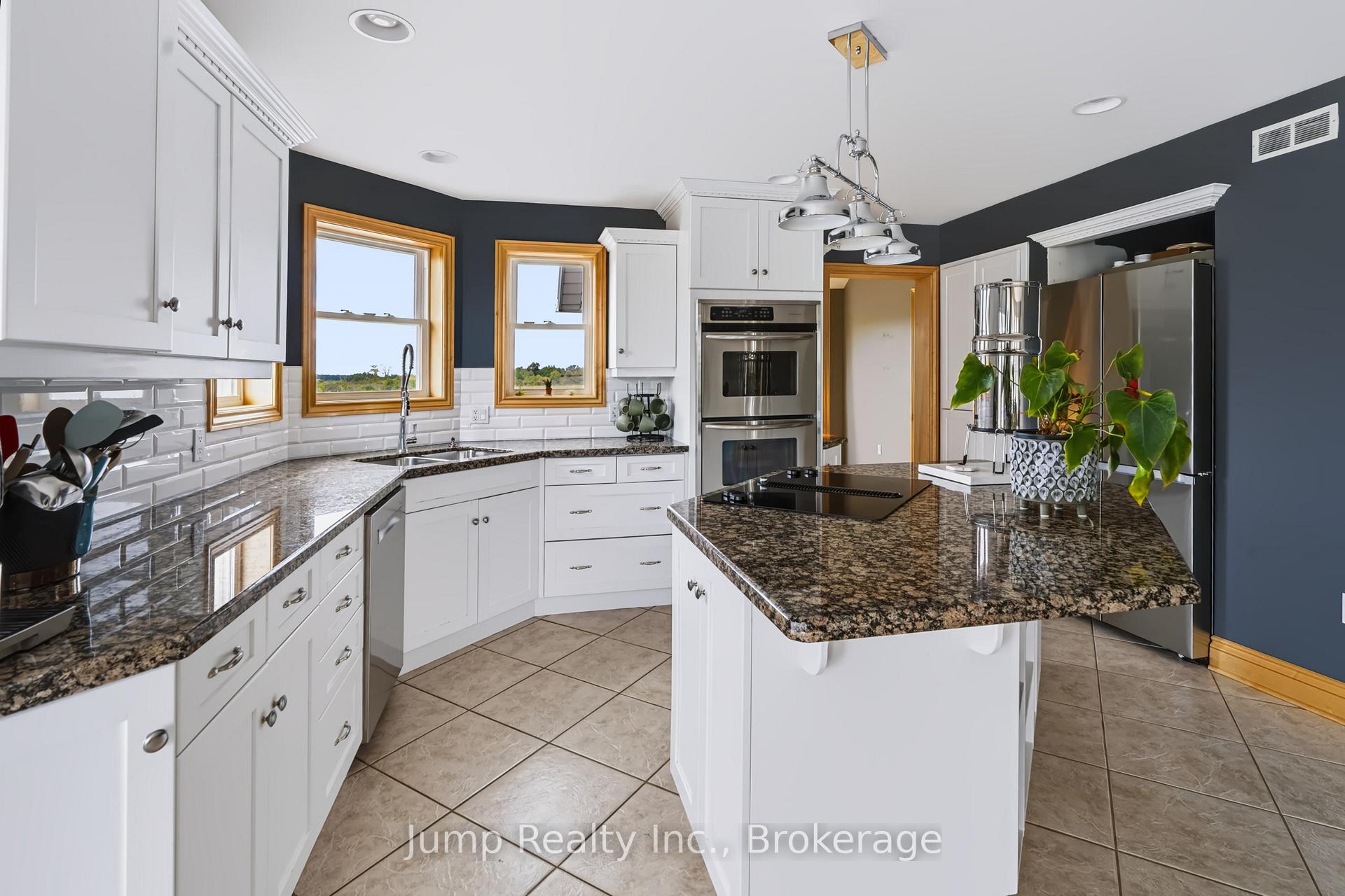 Photo 14 of 1951 Brigden Road, St. Clair — HOMEH