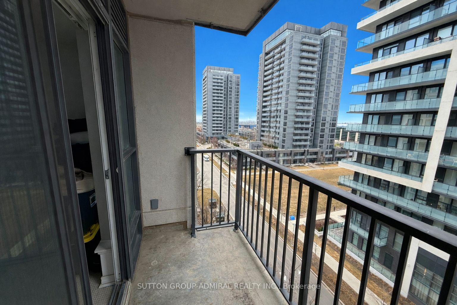 Photo 13 of Unit 911, 185 Oneida Crescent, Richmond Hill, Langstaff — HOMEH