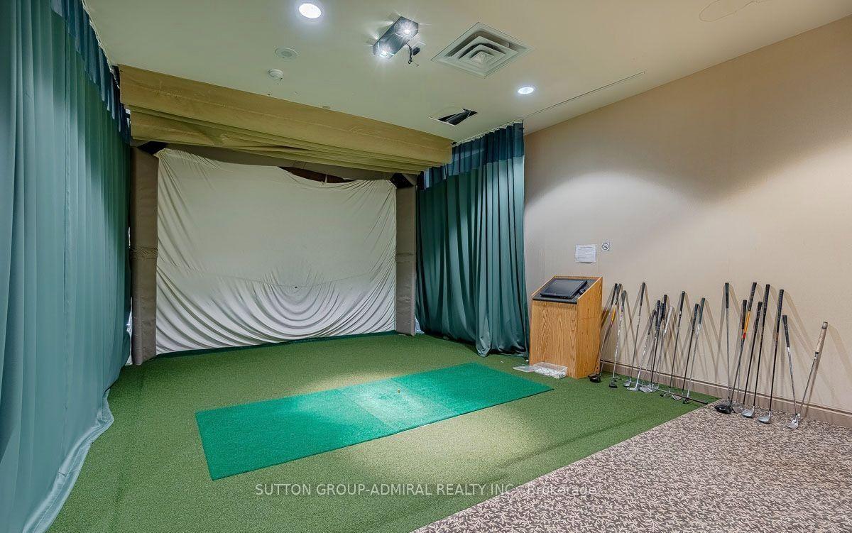 Photo 21 of Unit 911, 185 Oneida Crescent, Richmond Hill, Langstaff — HOMEH