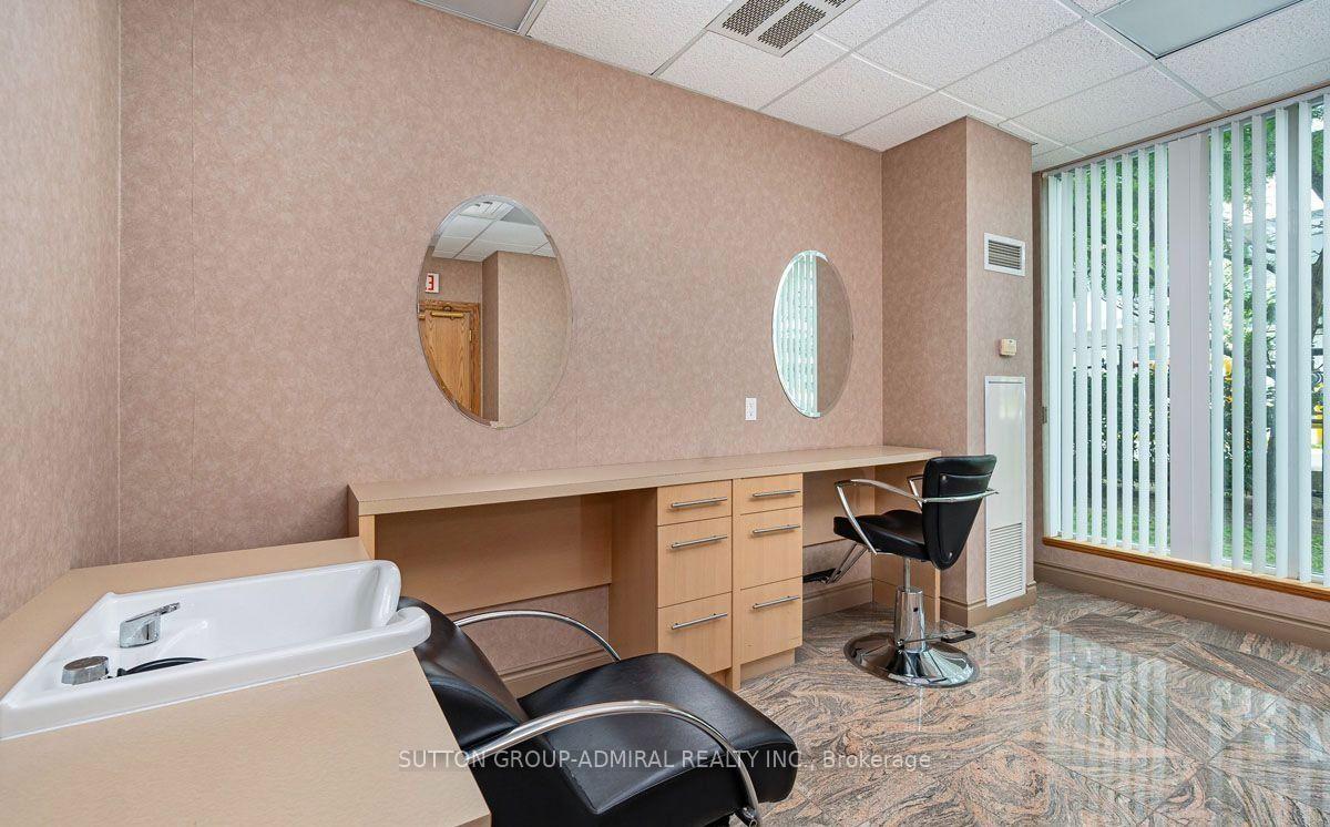 Photo 26 of Unit 911, 185 Oneida Crescent, Richmond Hill, Langstaff — HOMEH