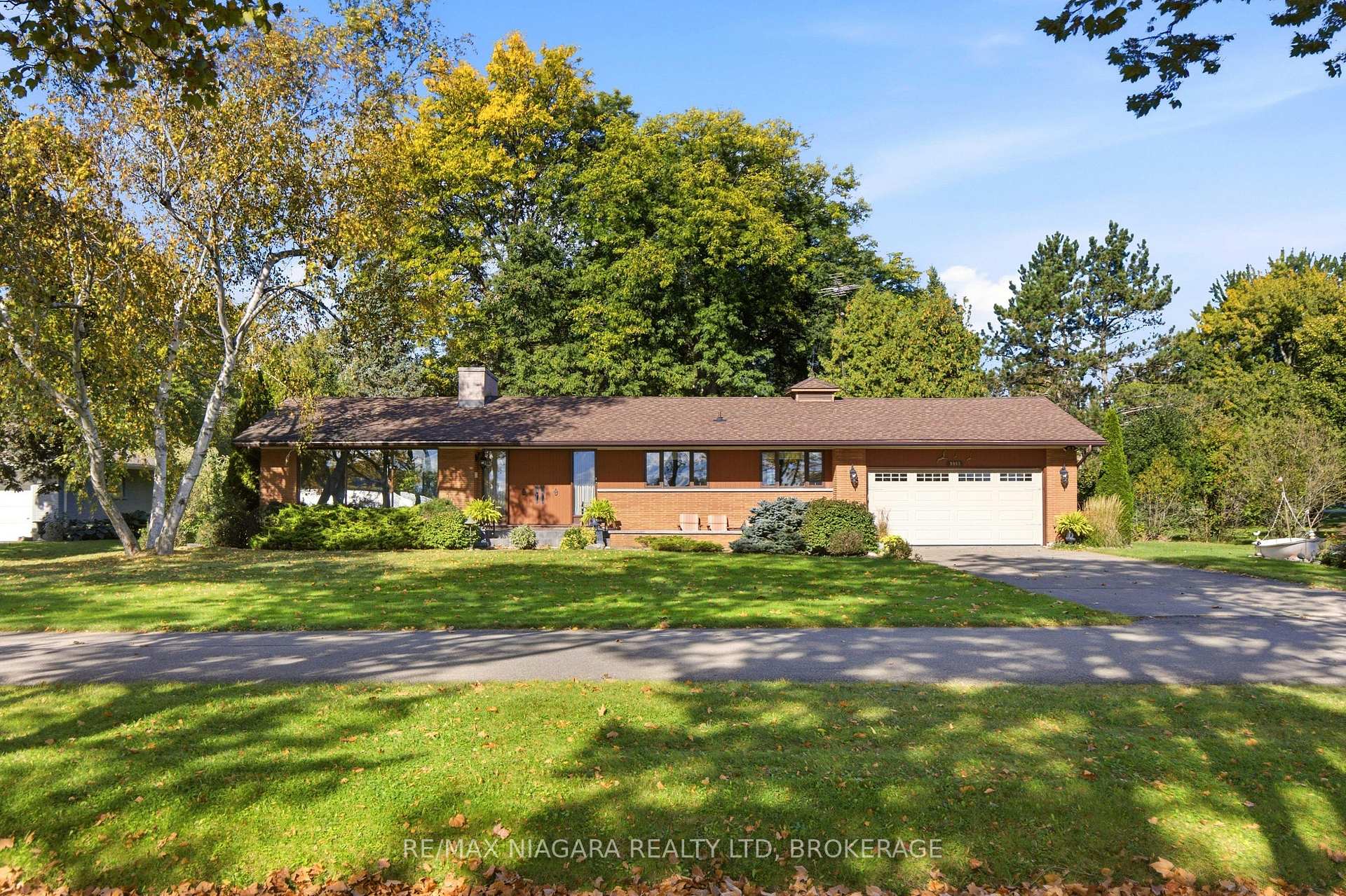 Photo of 9985 Niagara River Parkway
