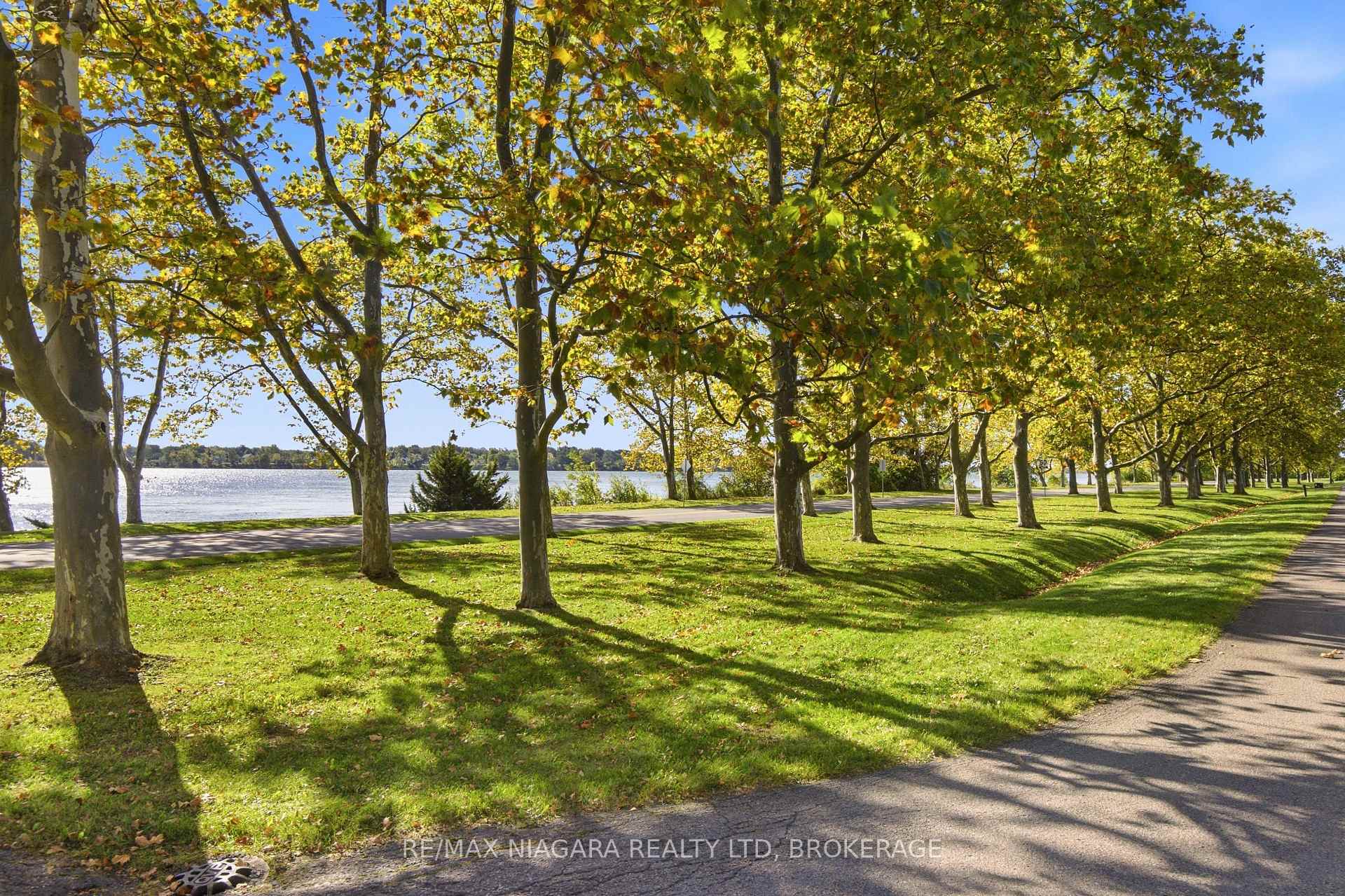 Photo 6 of 9985 Niagara River Parkway, Niagara Falls, Lyons Creek — HOMEH