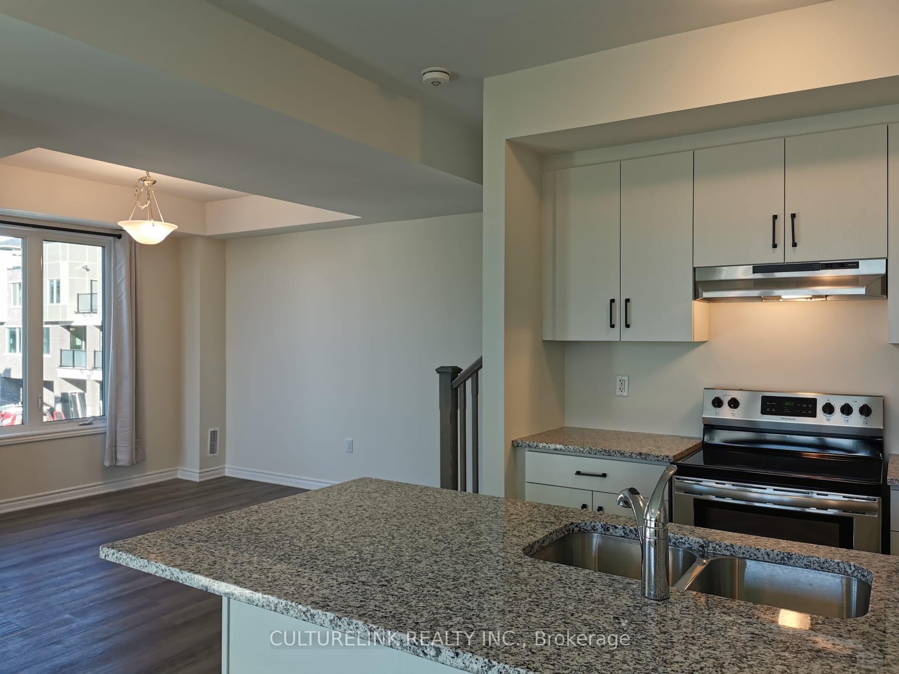Photo 10 of Unit 302, 1034 Reflection Place, Pickering, Rural Pickering — HOMEH