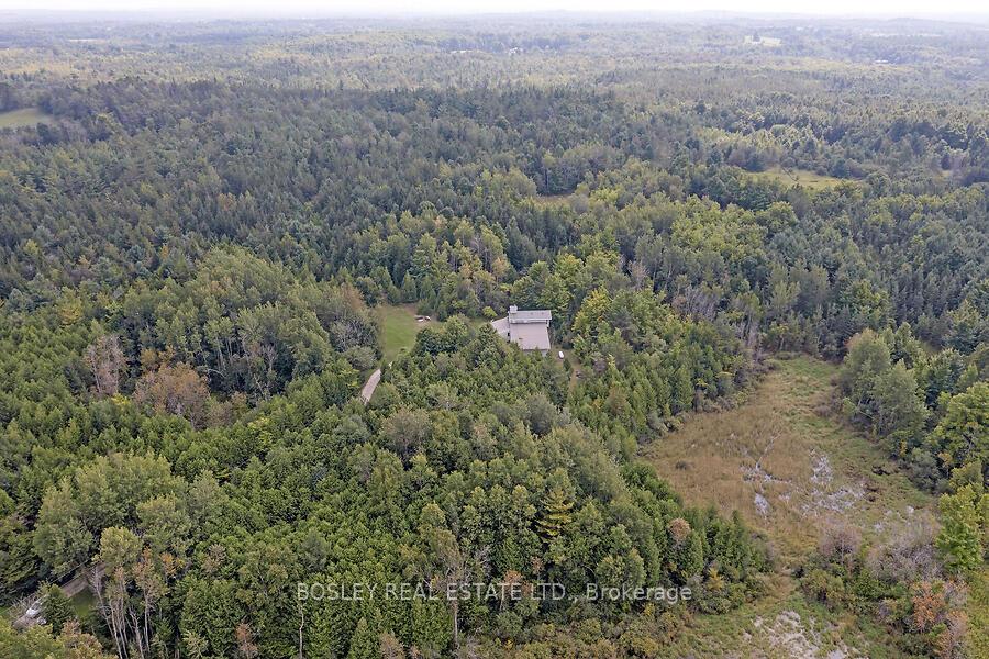 Photo 2 of 5216 Trafalgar Road, Erin, Rural Erin — HOMEH