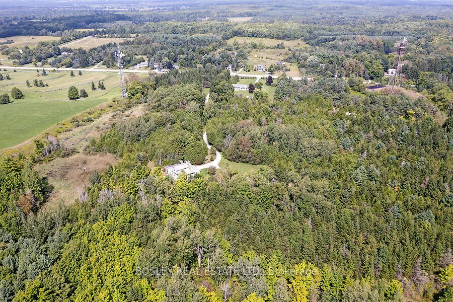 Photo 3 of 5216 Trafalgar Road, Erin, Rural Erin — HOMEH