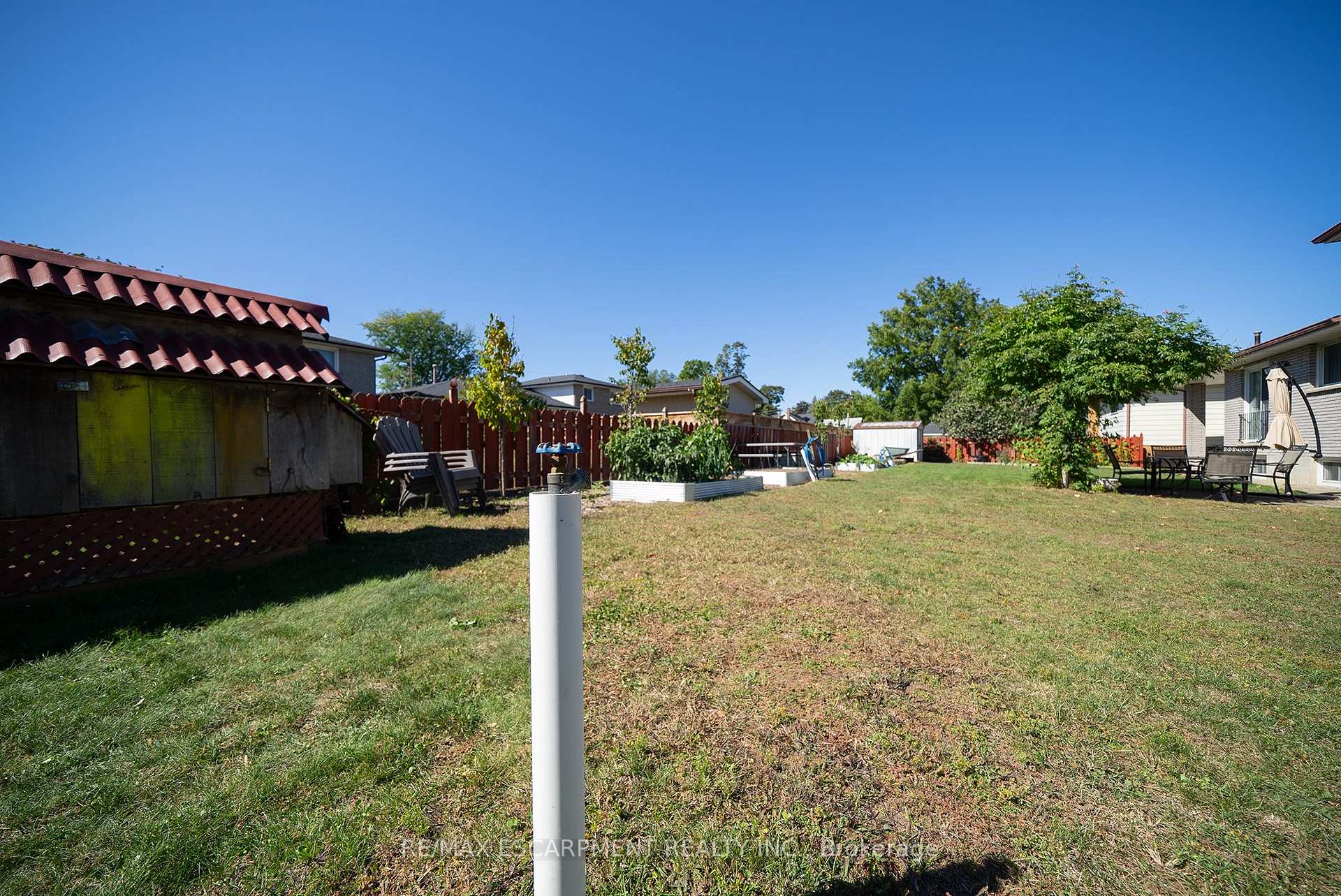 Photo 36 of 32 Avondale Crescent, Brantford, Echo Place — HOMEH