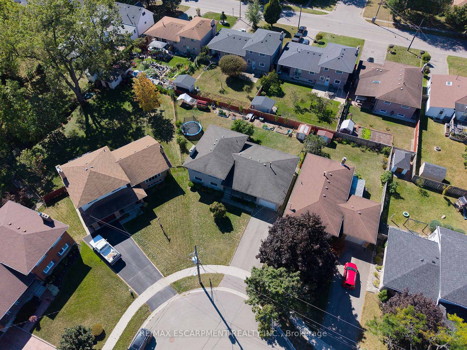 Photo 40 of 32 Avondale Crescent, Brantford, Echo Place — HOMEH