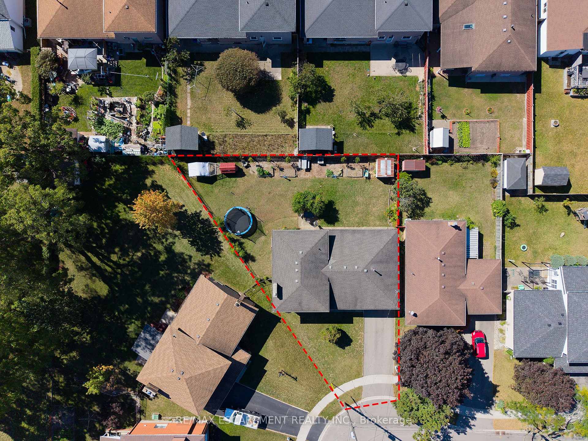 Photo 42 of 32 Avondale Crescent, Brantford, Echo Place — HOMEH