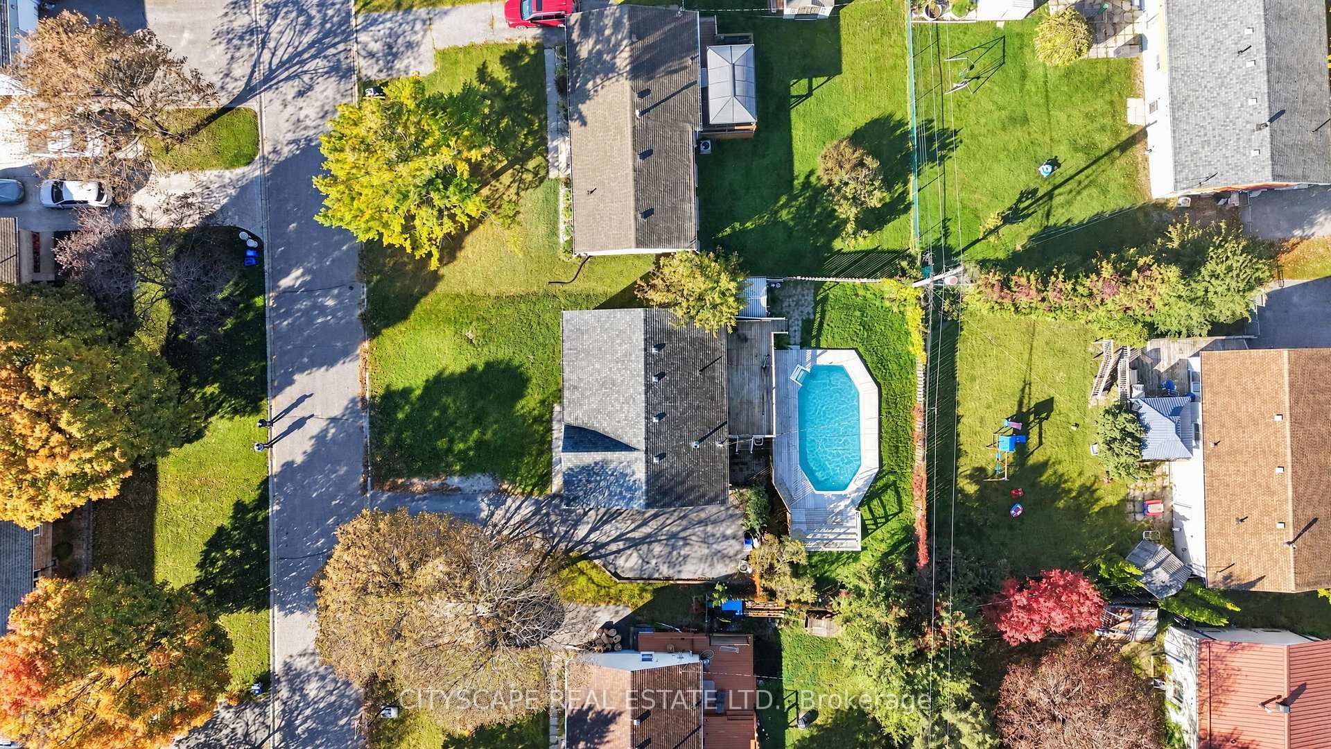 Photo 5 of 39 Huff Avenue, Loyalist, Amherstview — HOMEH
