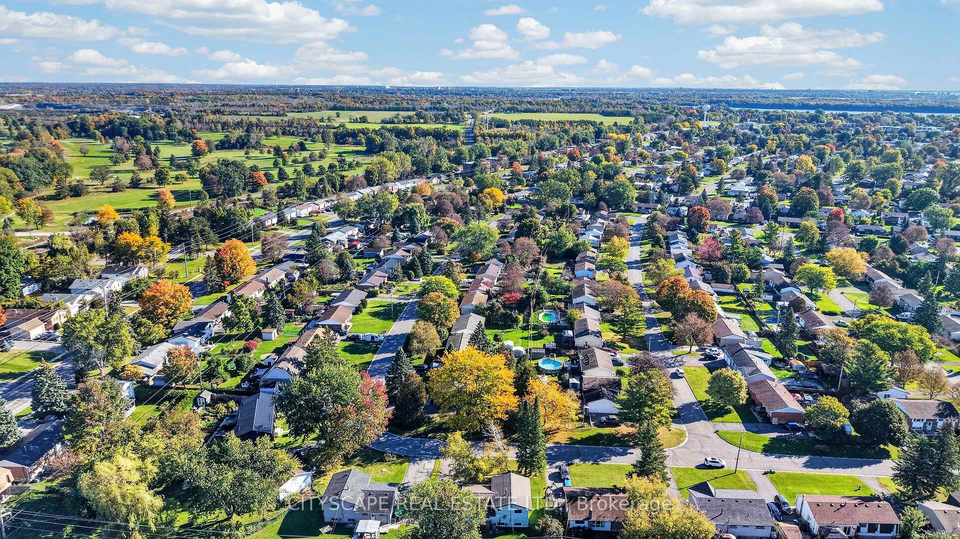 Photo 8 of 39 Huff Avenue, Loyalist, Amherstview — HOMEH