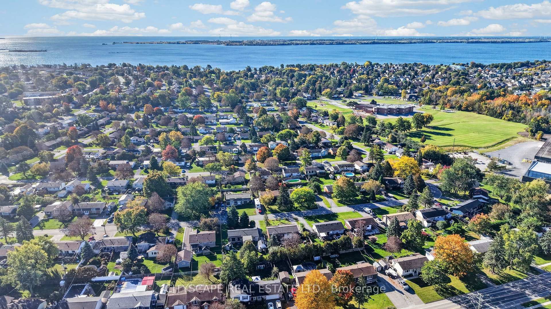 Photo 9 of 39 Huff Avenue, Loyalist, Amherstview — HOMEH