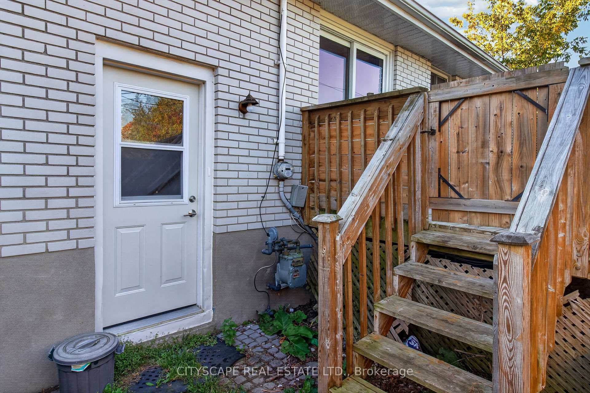 Photo 13 of 39 Huff Avenue, Loyalist, Amherstview — HOMEH