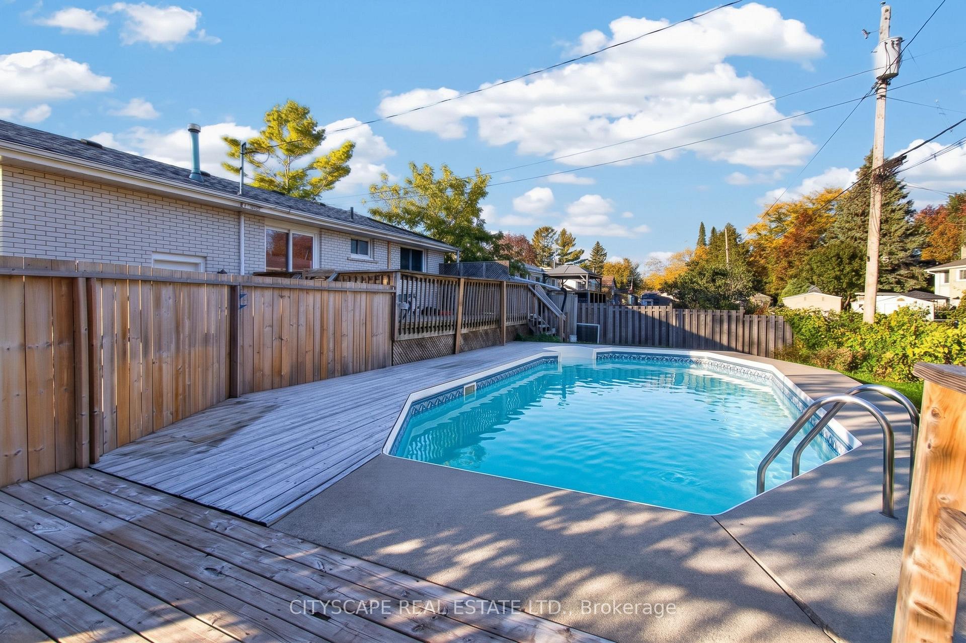 Photo 18 of 39 Huff Avenue, Loyalist, Amherstview — HOMEH