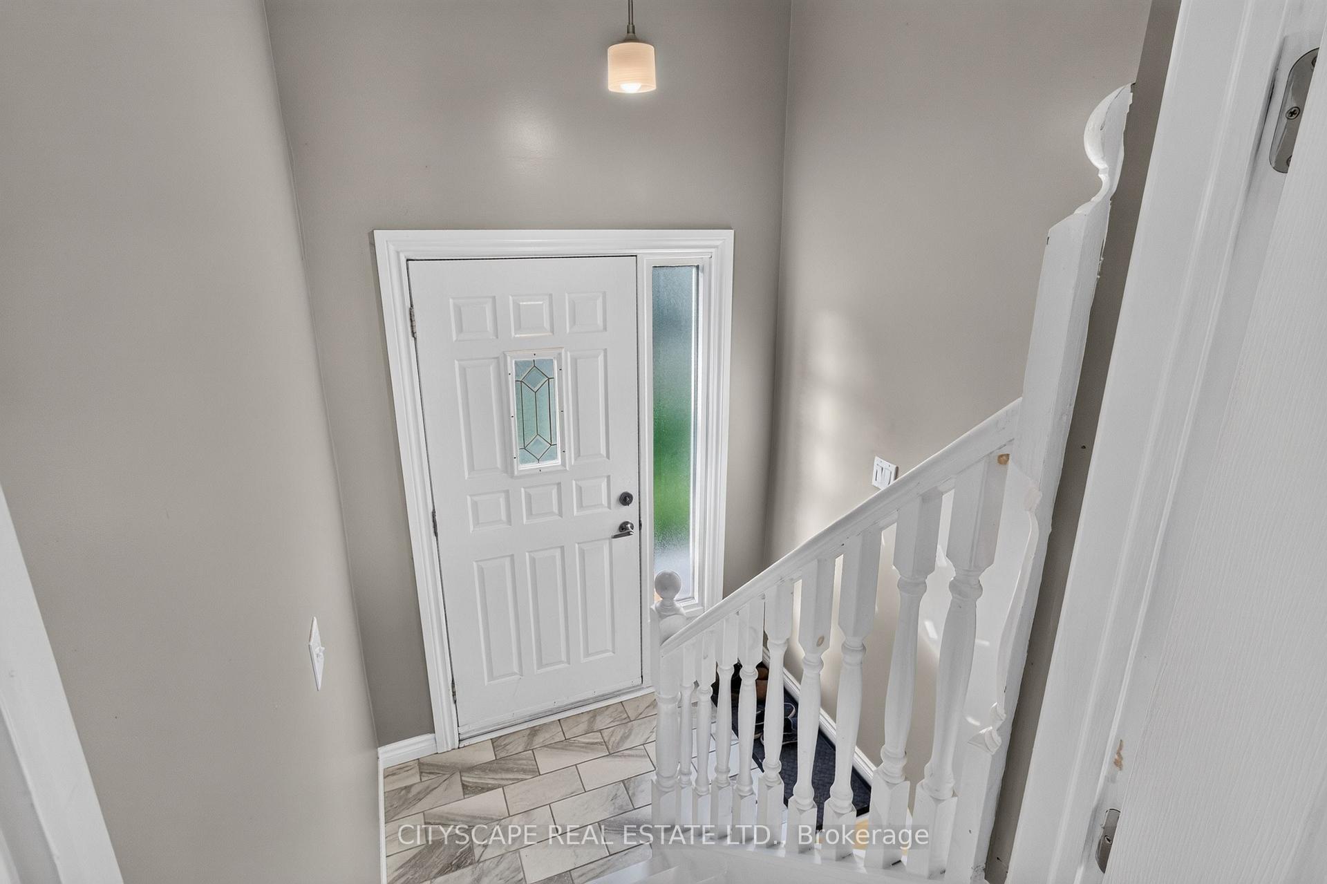Photo 19 of 39 Huff Avenue, Loyalist, Amherstview — HOMEH