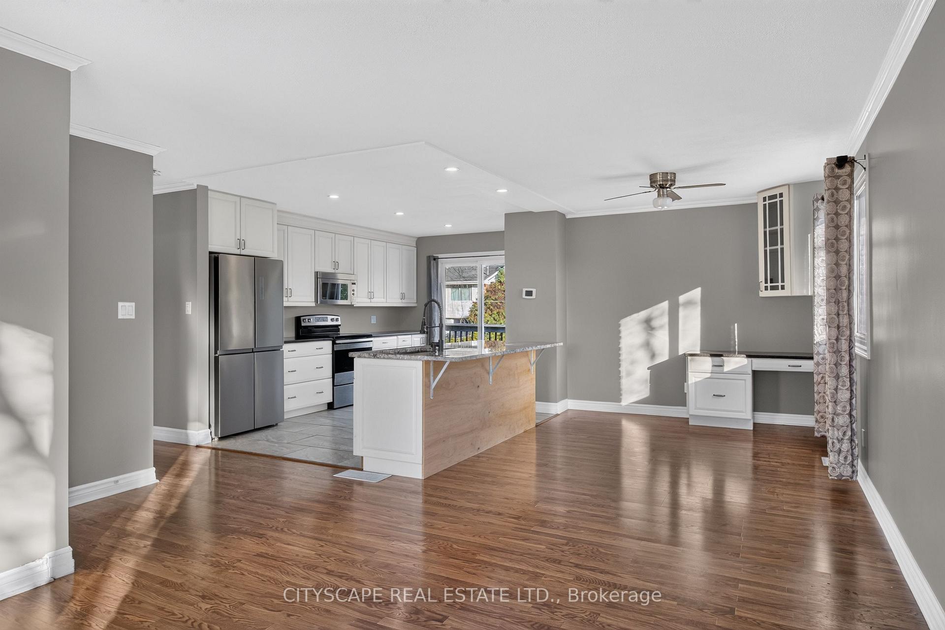 Photo 22 of 39 Huff Avenue, Loyalist, Amherstview — HOMEH