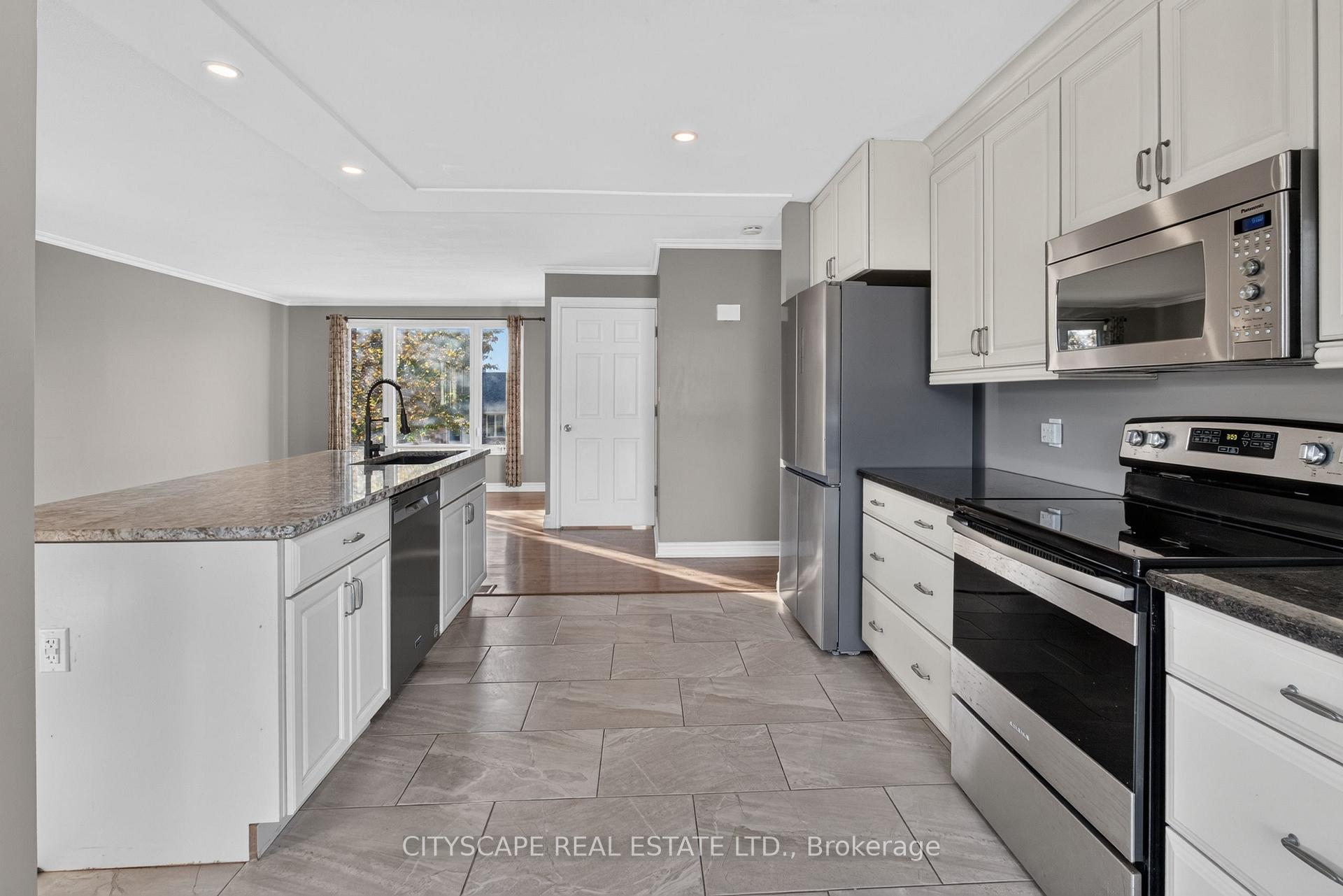 Photo 28 of 39 Huff Avenue, Loyalist, Amherstview — HOMEH