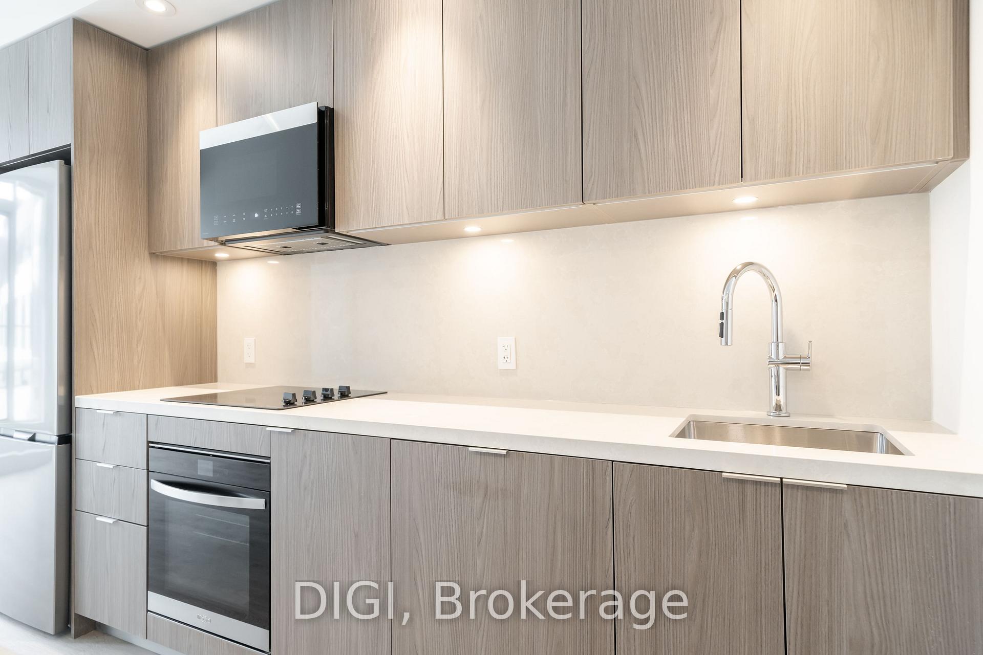Photo 5 of Unit W426, 485 Perth Avenue, Toronto, Weston-Pellam Park — HOMEH