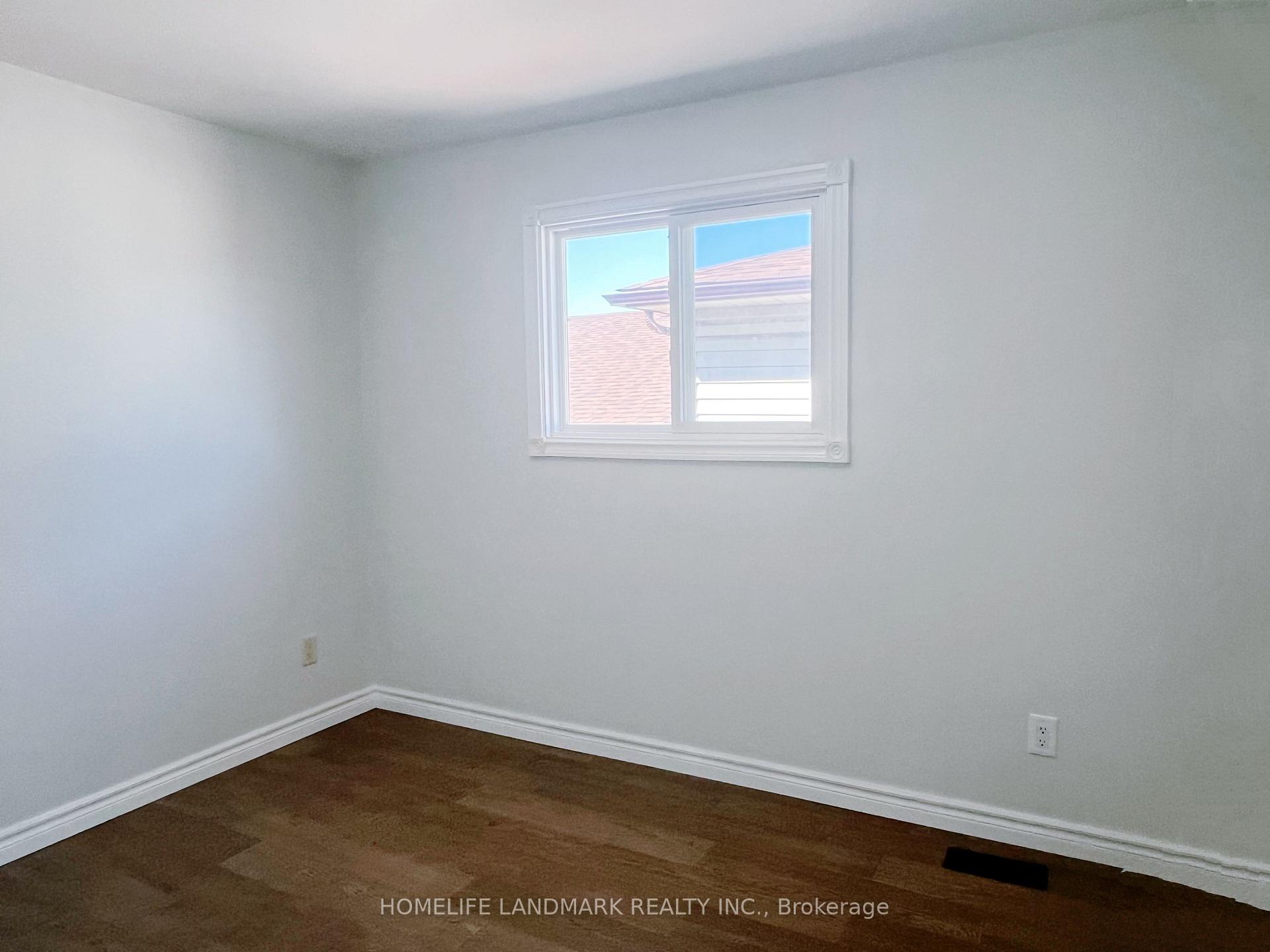 Photo 16 of 6 Snowhill Crescent, Scarborough, Agincourt South-Malvern West — HOMEH
