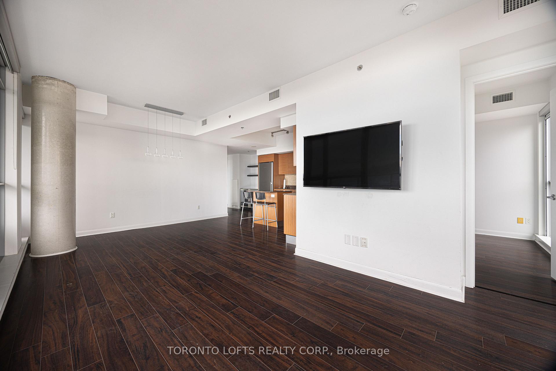 Photo 4 of Unit 3302, 375 King Street W, Toronto, Waterfront Communities — HOMEH