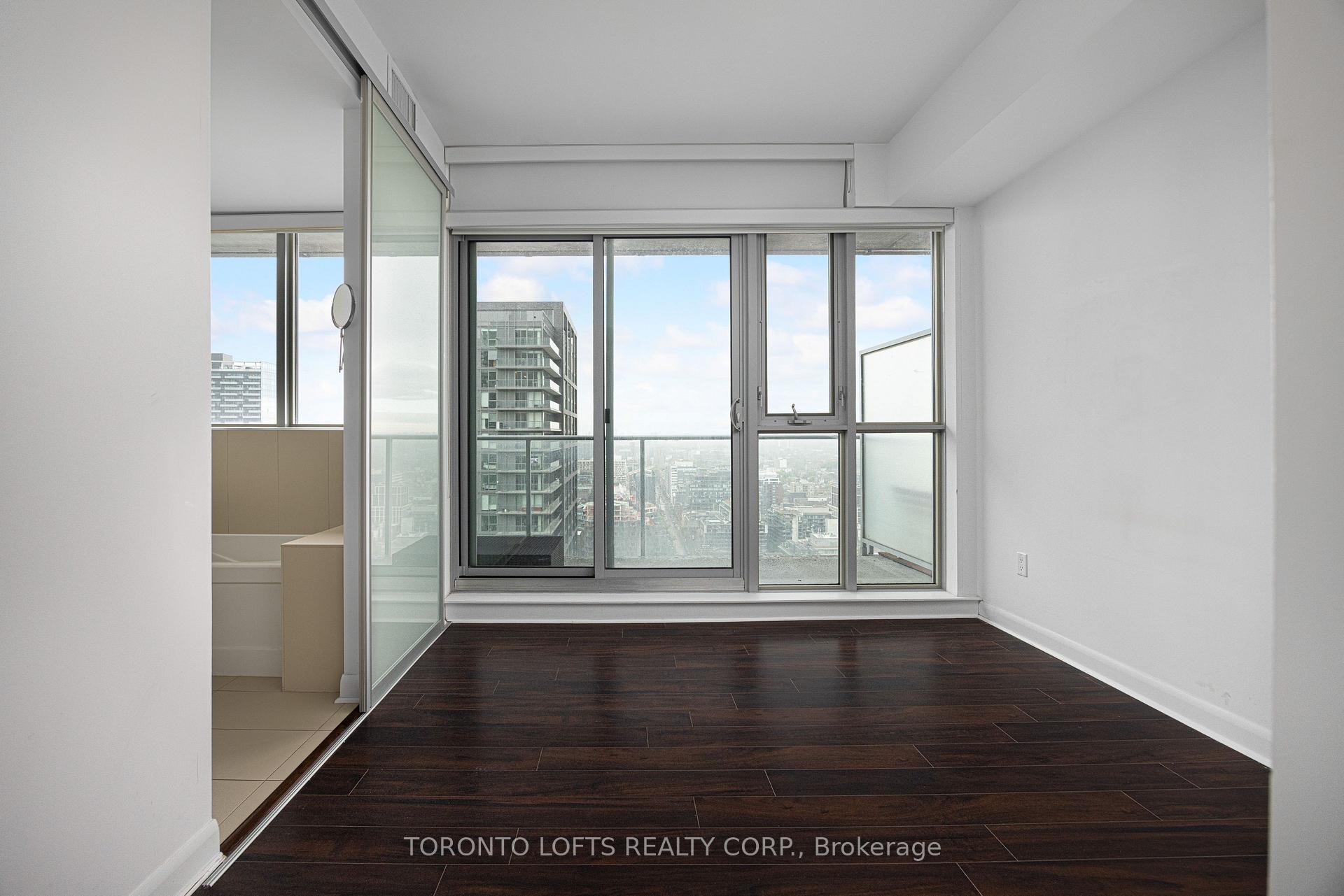 Photo 9 of Unit 3302, 375 King Street W, Toronto, Waterfront Communities — HOMEH