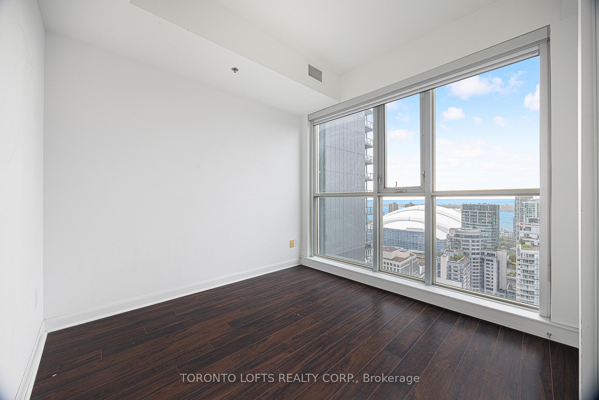 Photo 10 of Unit 3302, 375 King Street W, Toronto, Waterfront Communities — HOMEH